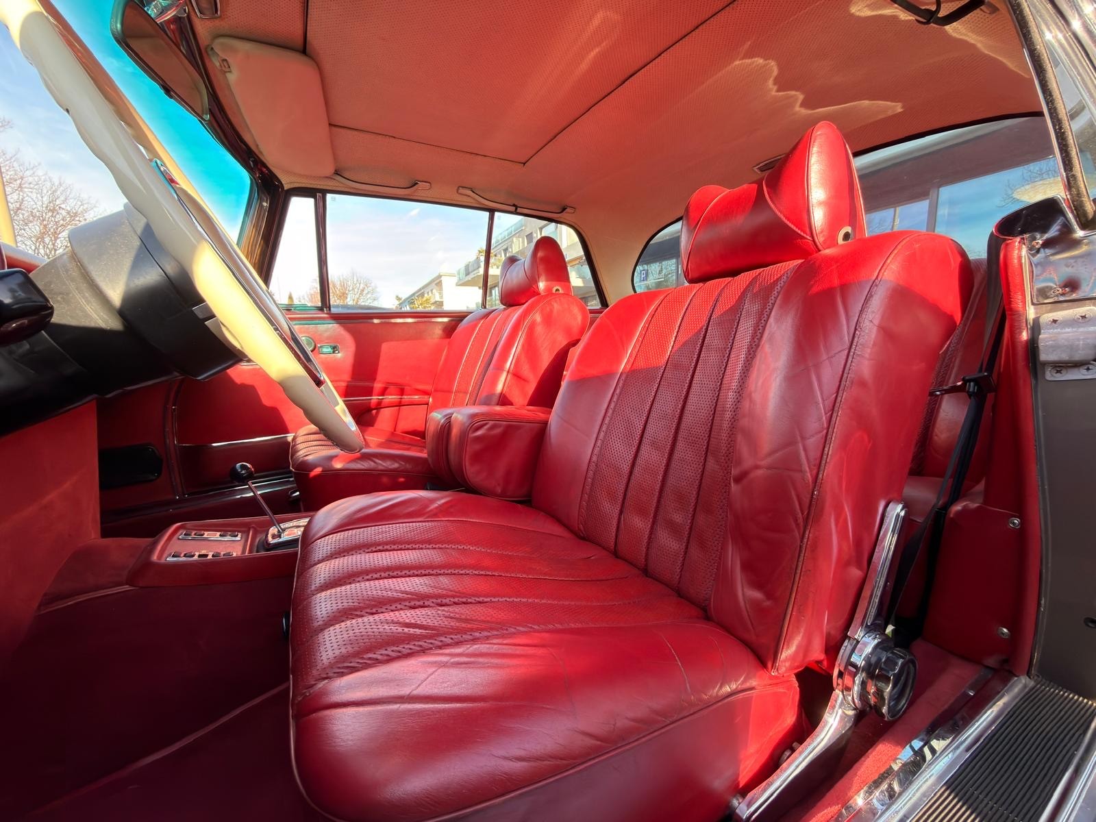 MERCEDES-BENZ SE 3.5 Coupé-image-11