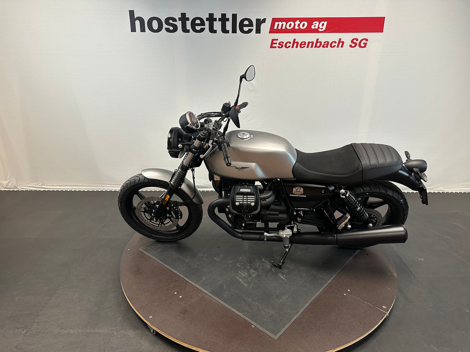 MOTO GUZZI V7-image-2