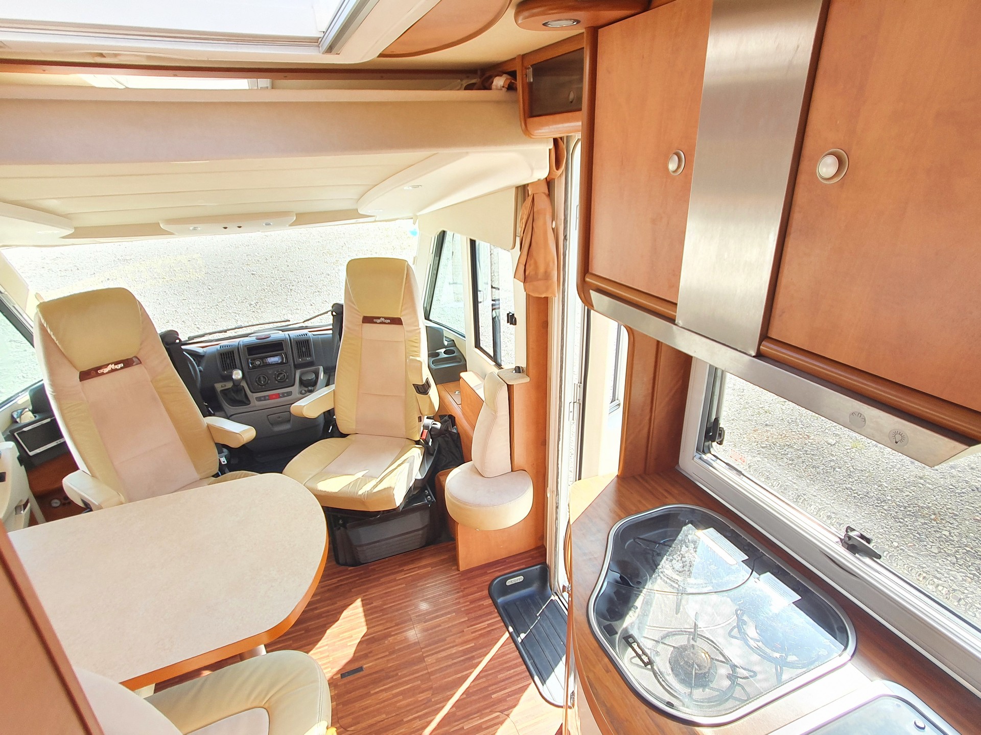 CARTHAGO CHIC C-LINE i4.3 - AUTOMAT! Einzelbett! Hubbett! Luftfederung! Solar!-image-13