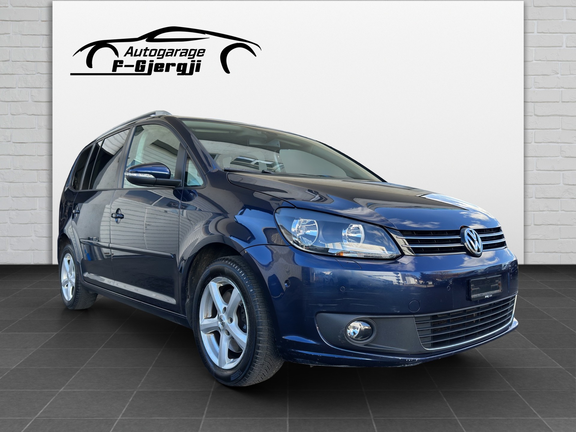 VW Touran 1.4 TSI Team DSG-showroom-element-1