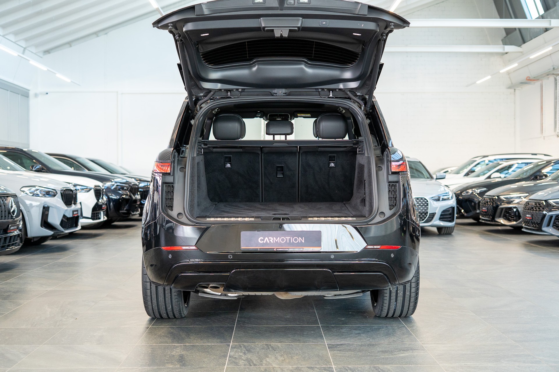 LAND ROVER Range Rover Sport 3.0 SE Dynamic / 23" Zoll / Panorama /-image-5