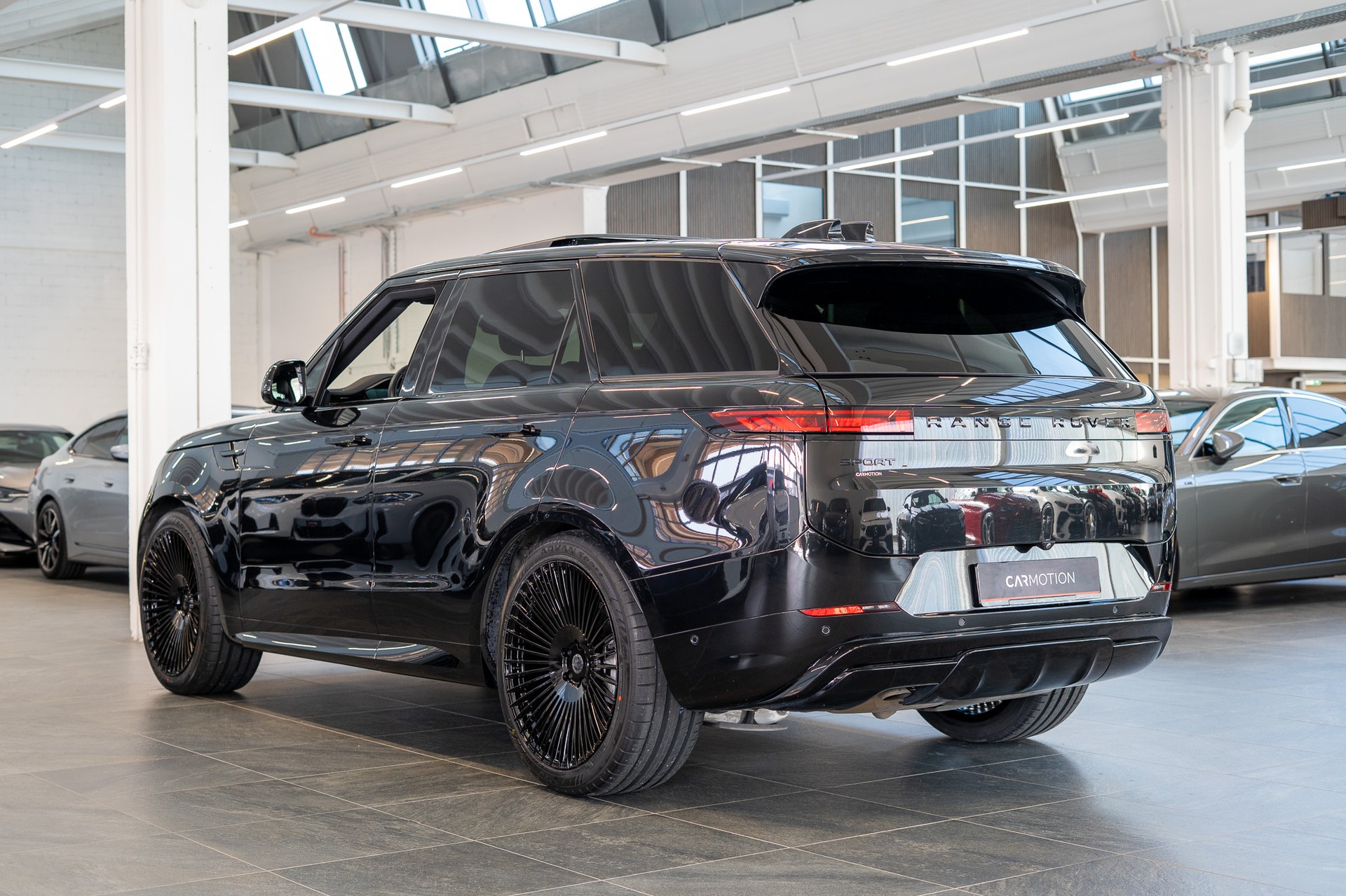 LAND ROVER Range Rover Sport 3.0 SE Dynamic / 23" Zoll / Panorama /-image-6