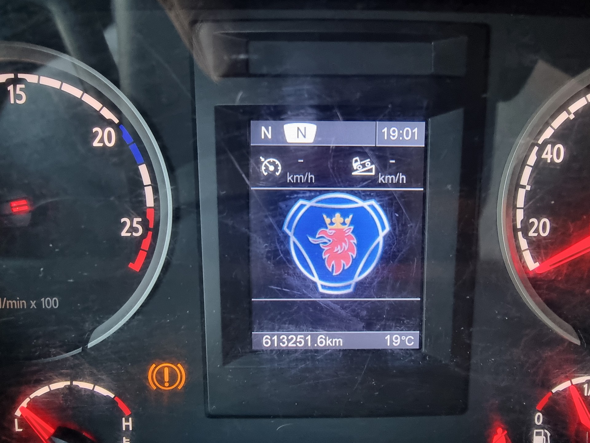 SCANIA G 400 LB-image-11