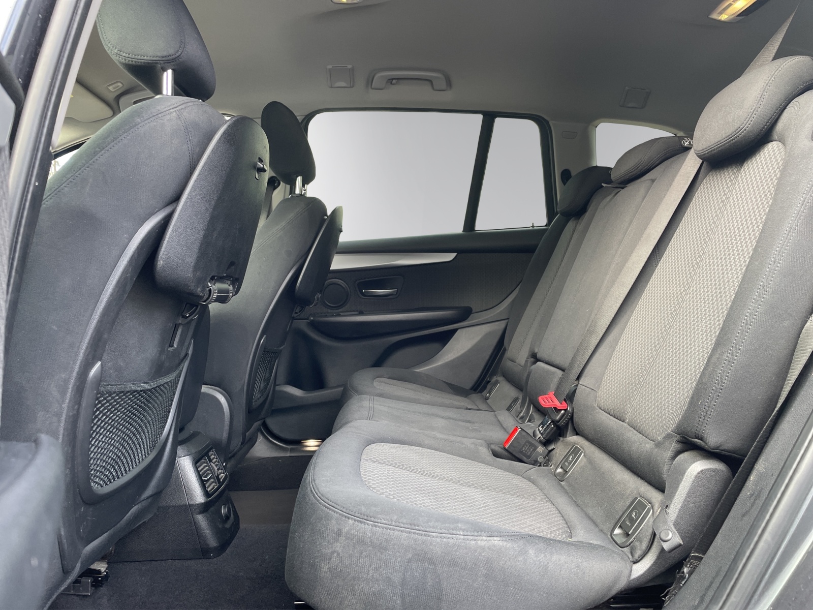BMW 220d xDrive Gran Tourer Steptronic-image-9