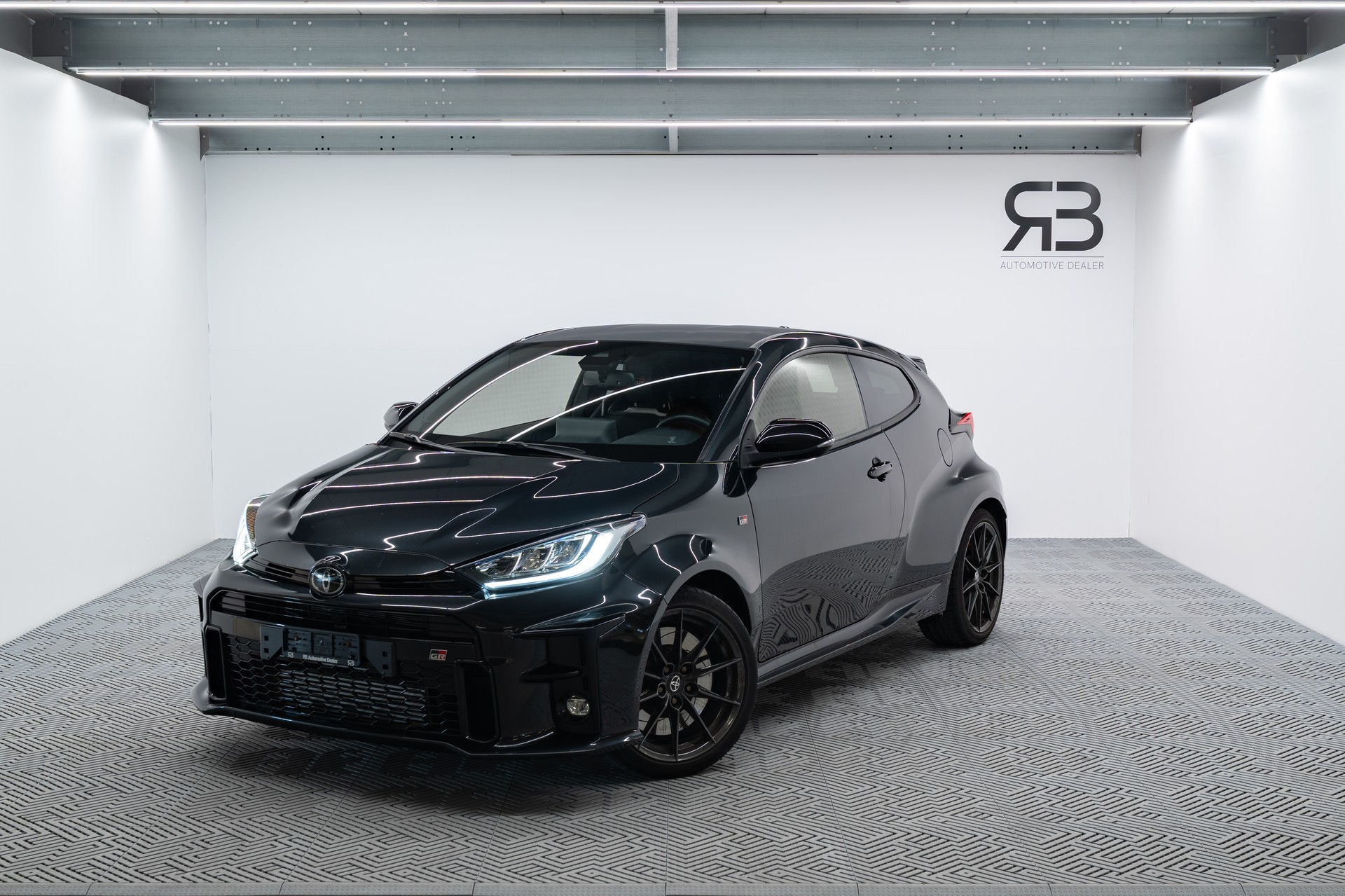 TOYOTA Yaris 1.6 GR Sport