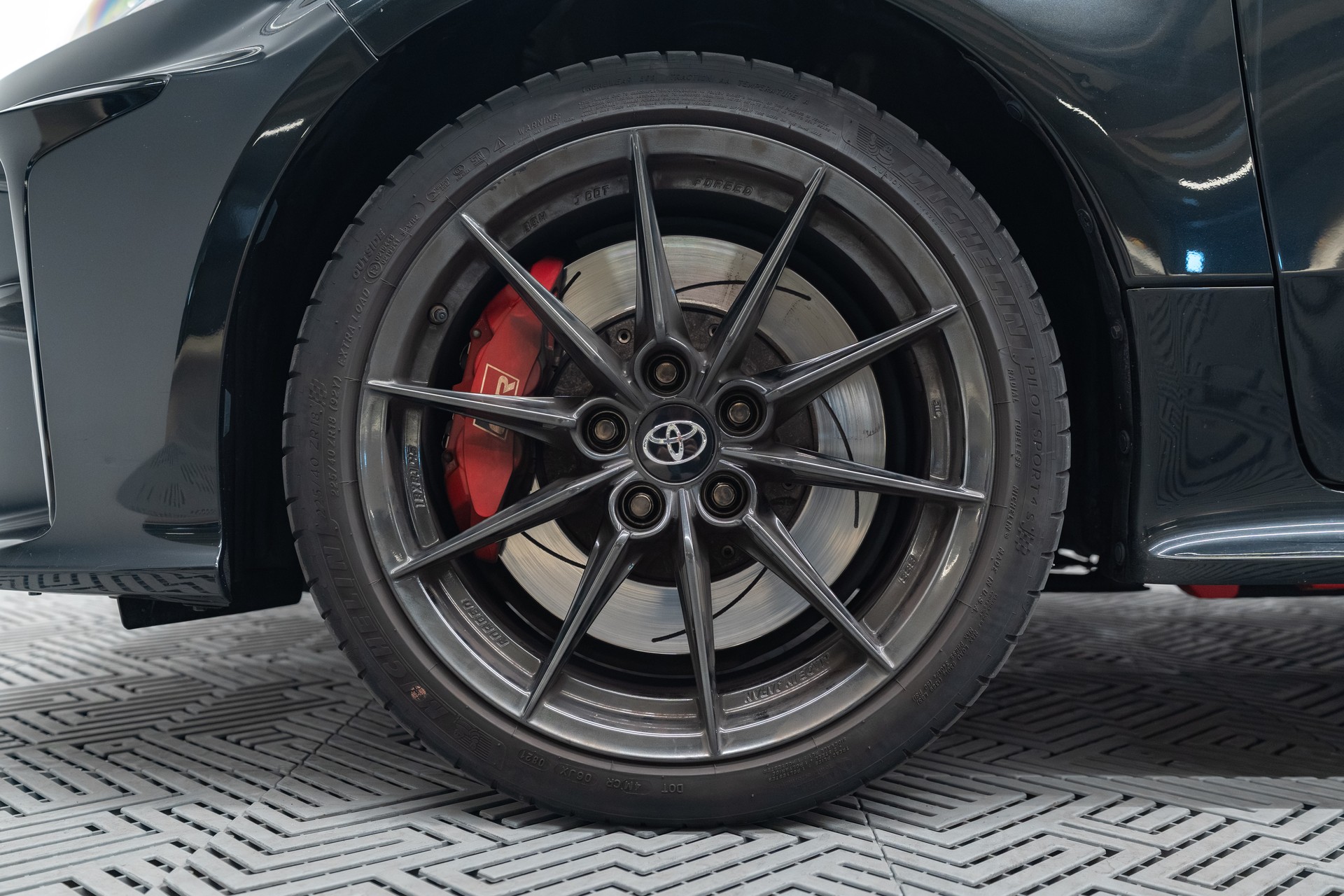 TOYOTA Yaris 1.6 GR Sport-image-5