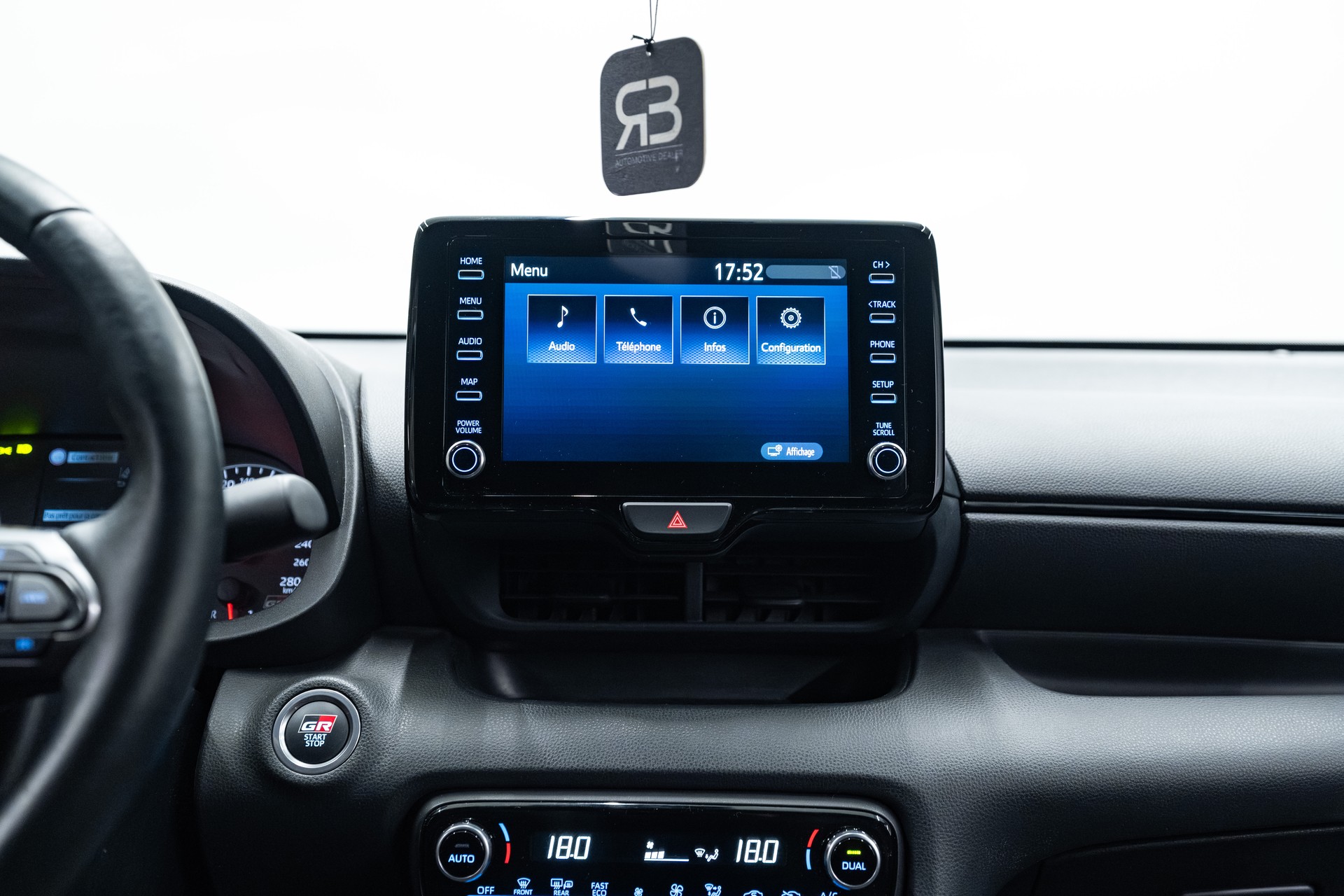 TOYOTA Yaris 1.6 GR Sport-image-11