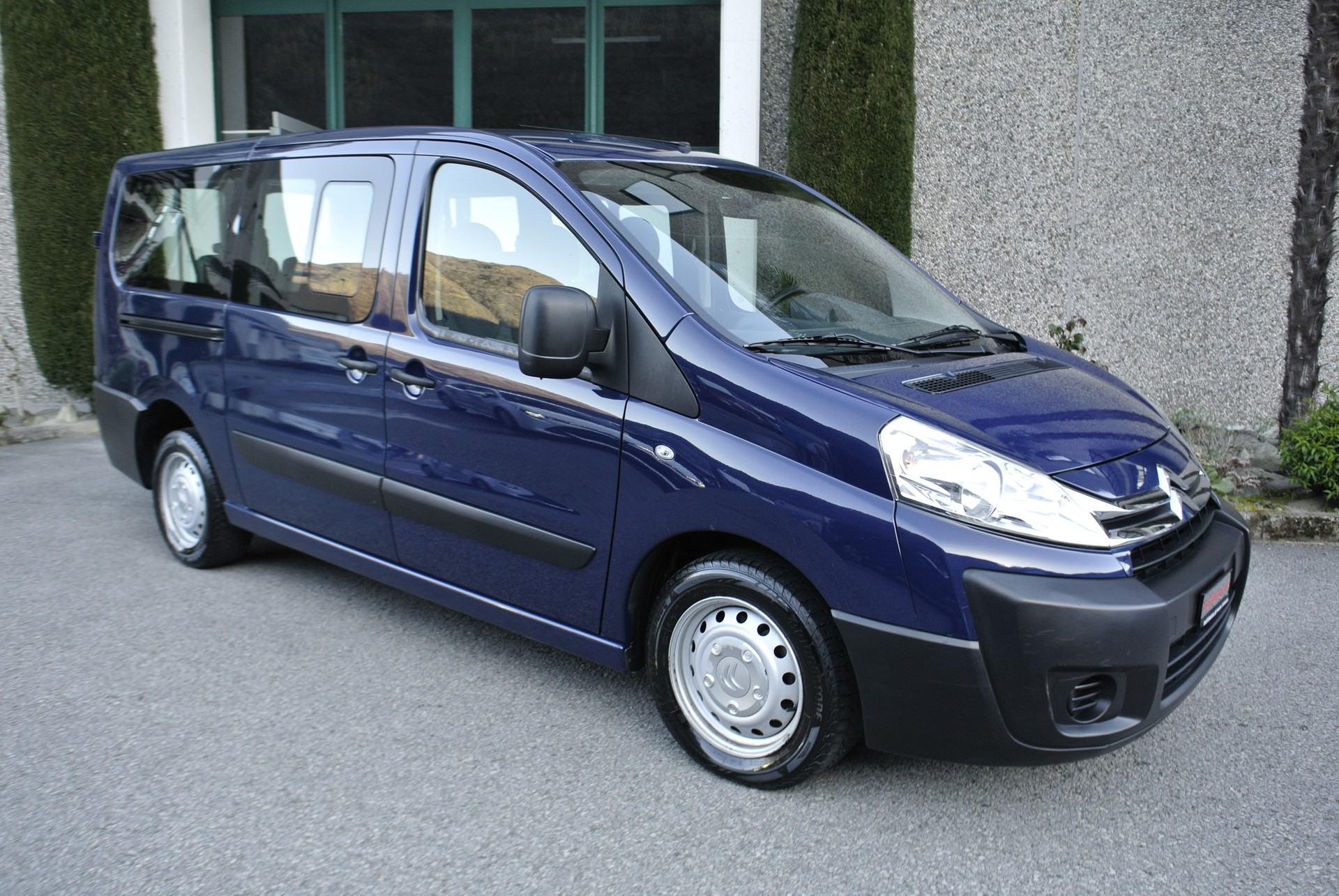 CITROEN Jumpy 2.0 HDi L2H1 Attraction-image-4