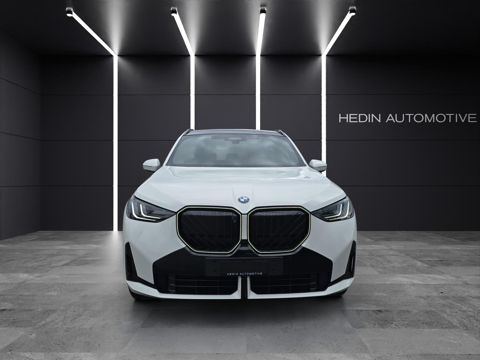 BMW X3 30e xDrive-showroom-element-1