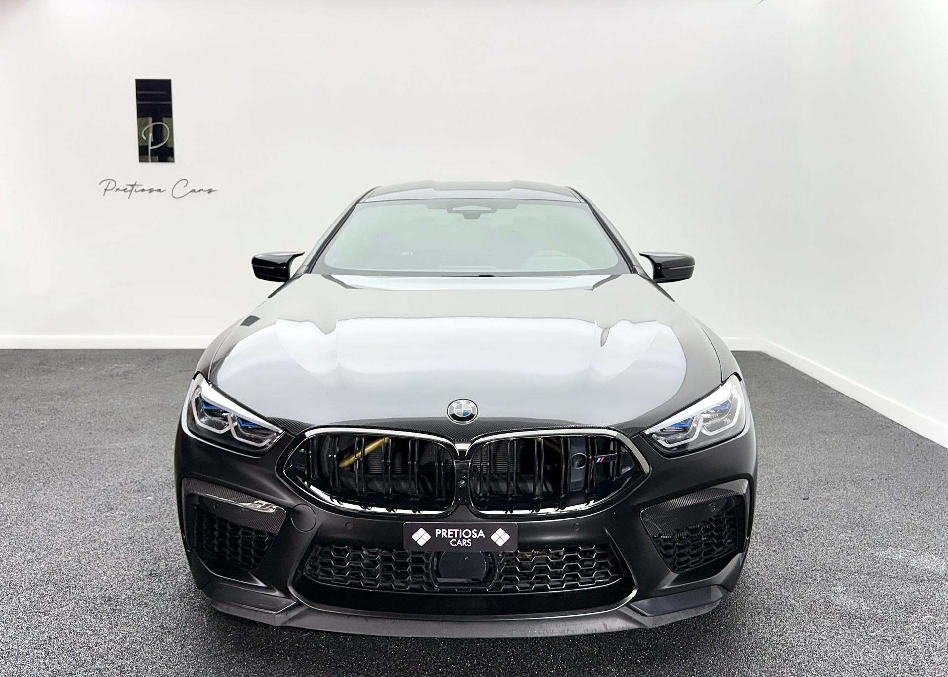 BMW M8 xDrive M Competition Steptronic-showroom-element-2