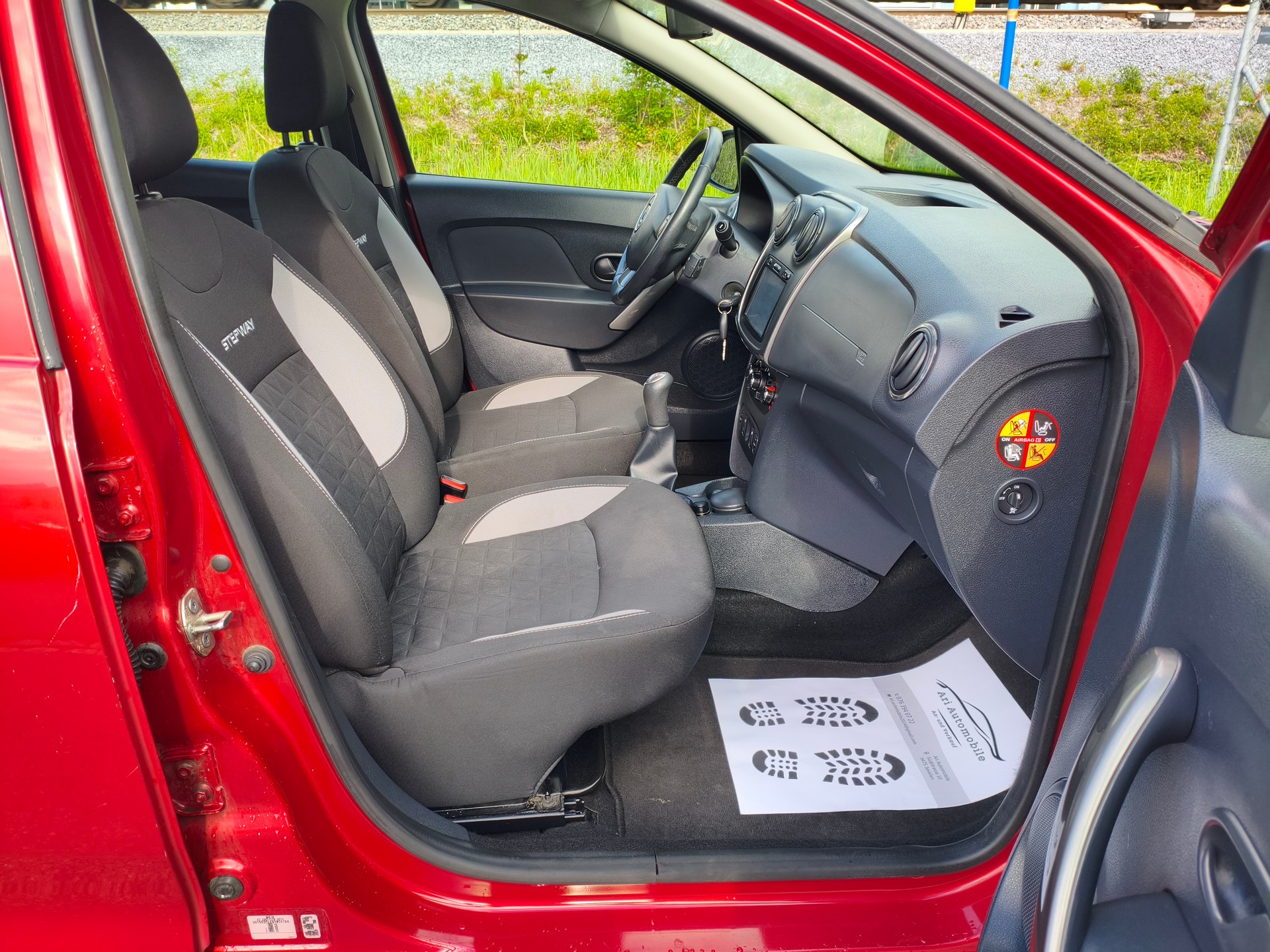 DACIA Sandero 1.5 dCi Stepway Lauréate-image-10