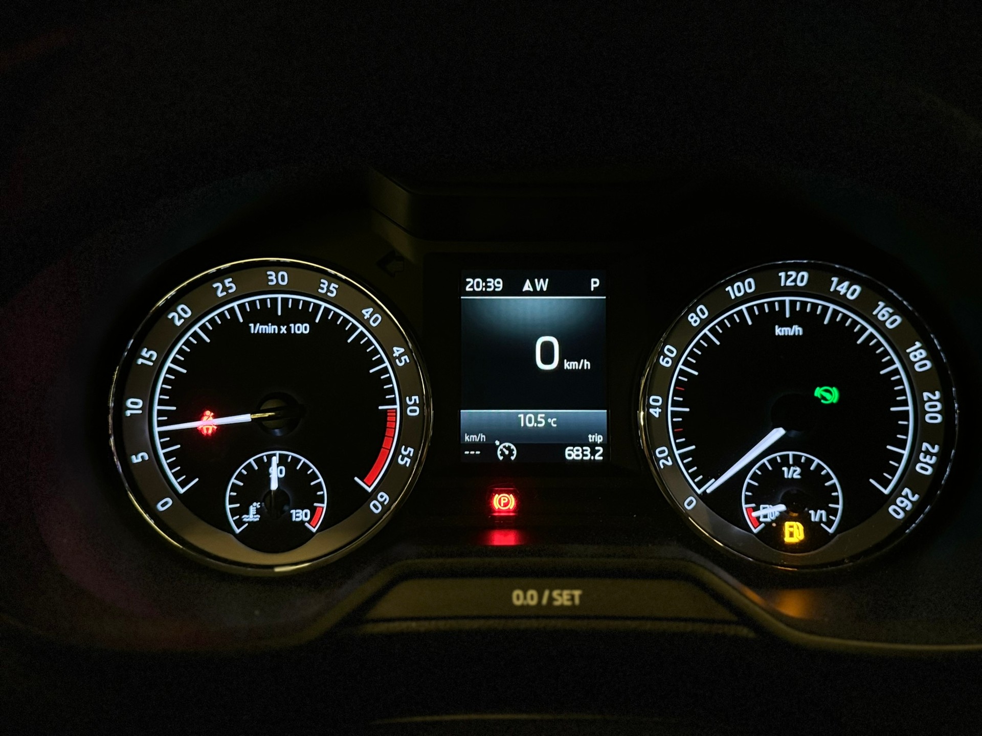 SKODA Octavia Combi 2.0 TDI Style 4x4-image-19