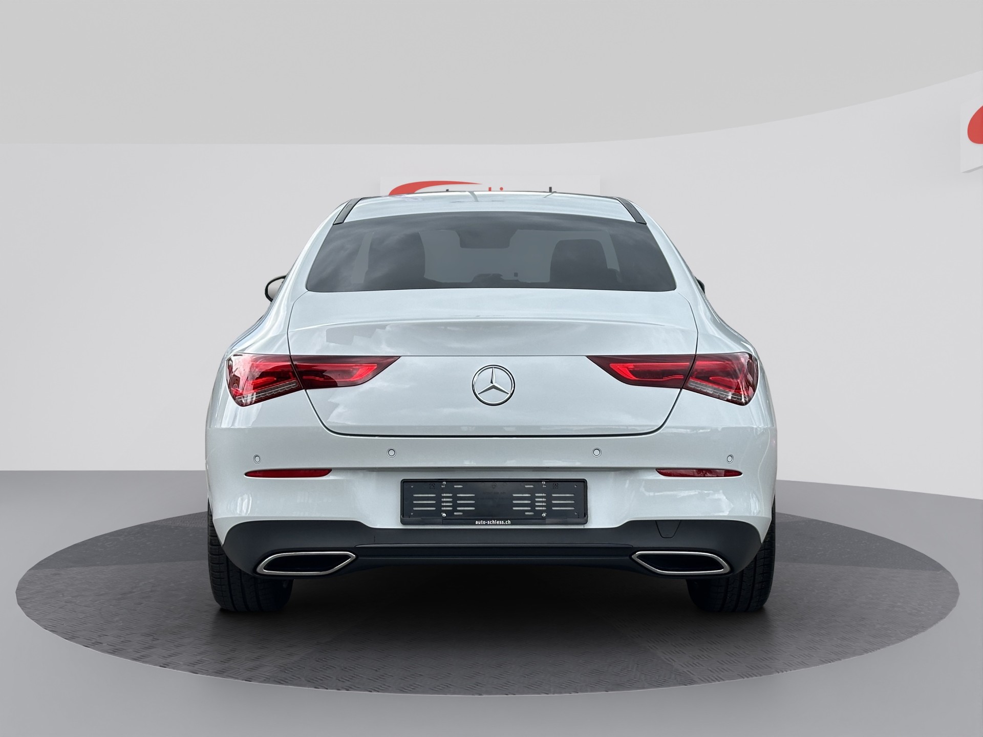 MERCEDES-BENZ CLA 180 Progressive Night 7G-DCT-showroom-element-3
