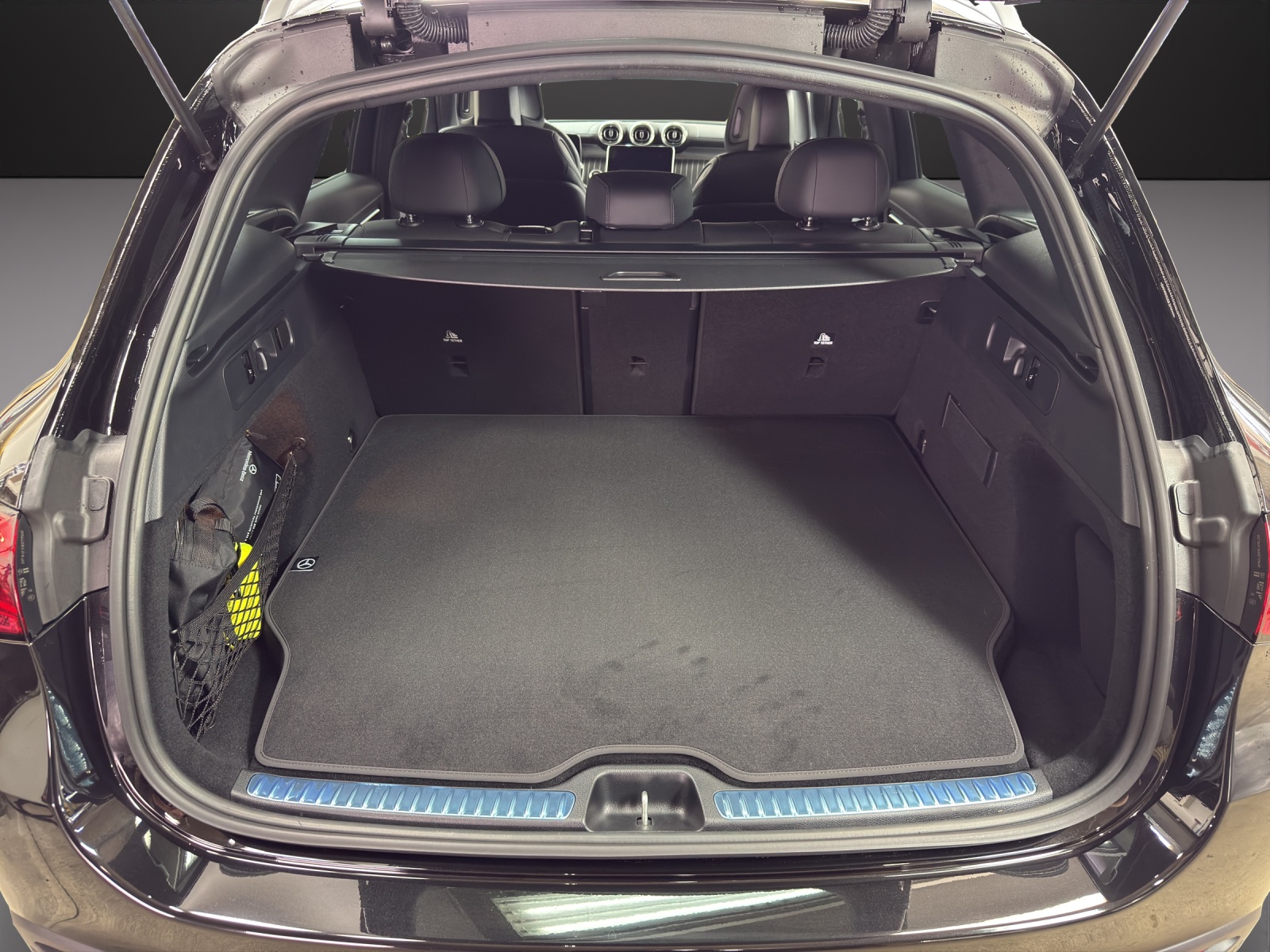 MERCEDES-BENZ GLC 300 e 4Matic 9G-Tronic EQ Star-image-8