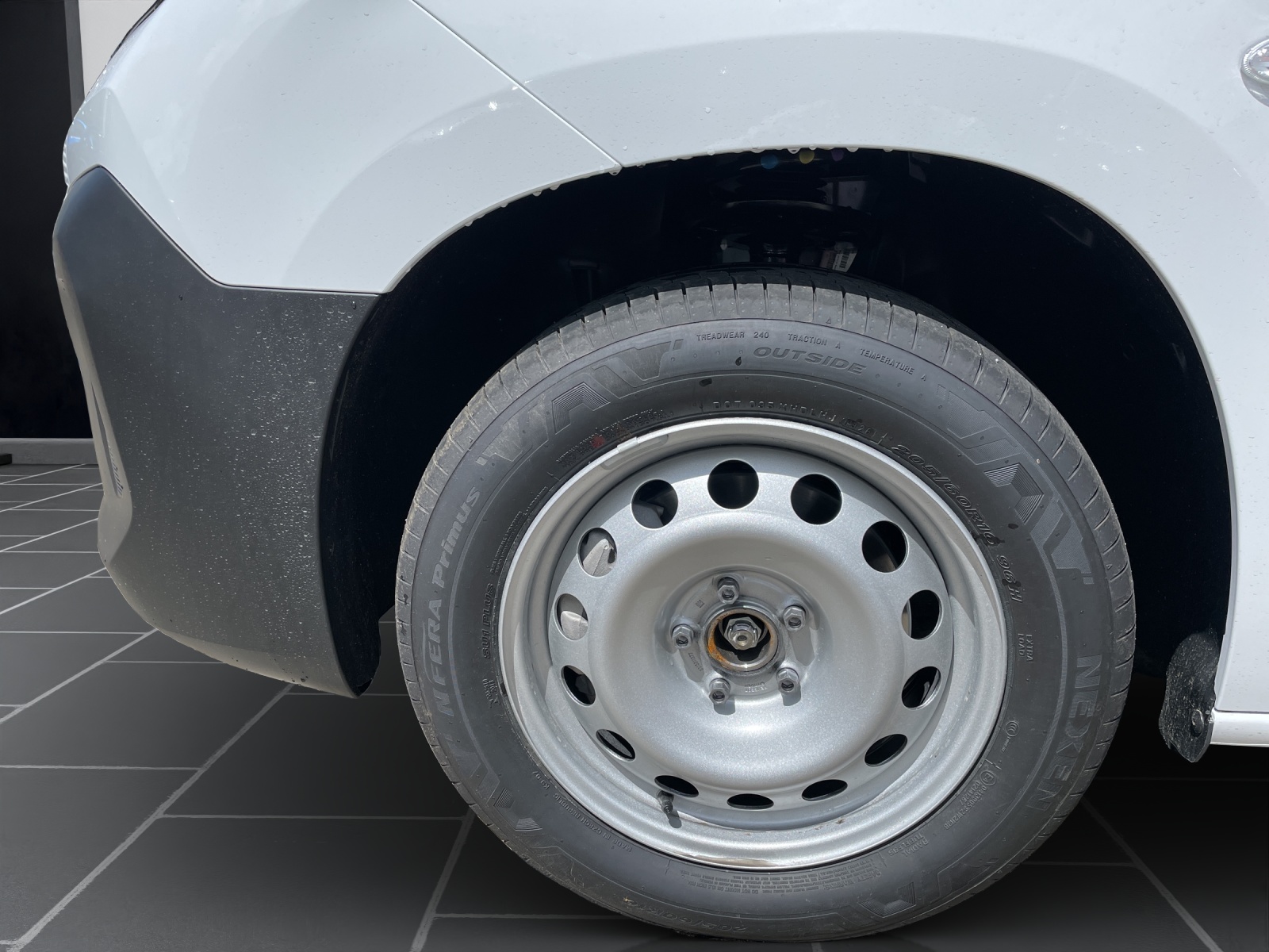 PEUGEOT Partner NEW 1.5 BlueHDI 130 S/S Kaw. 650 Standard-image-9