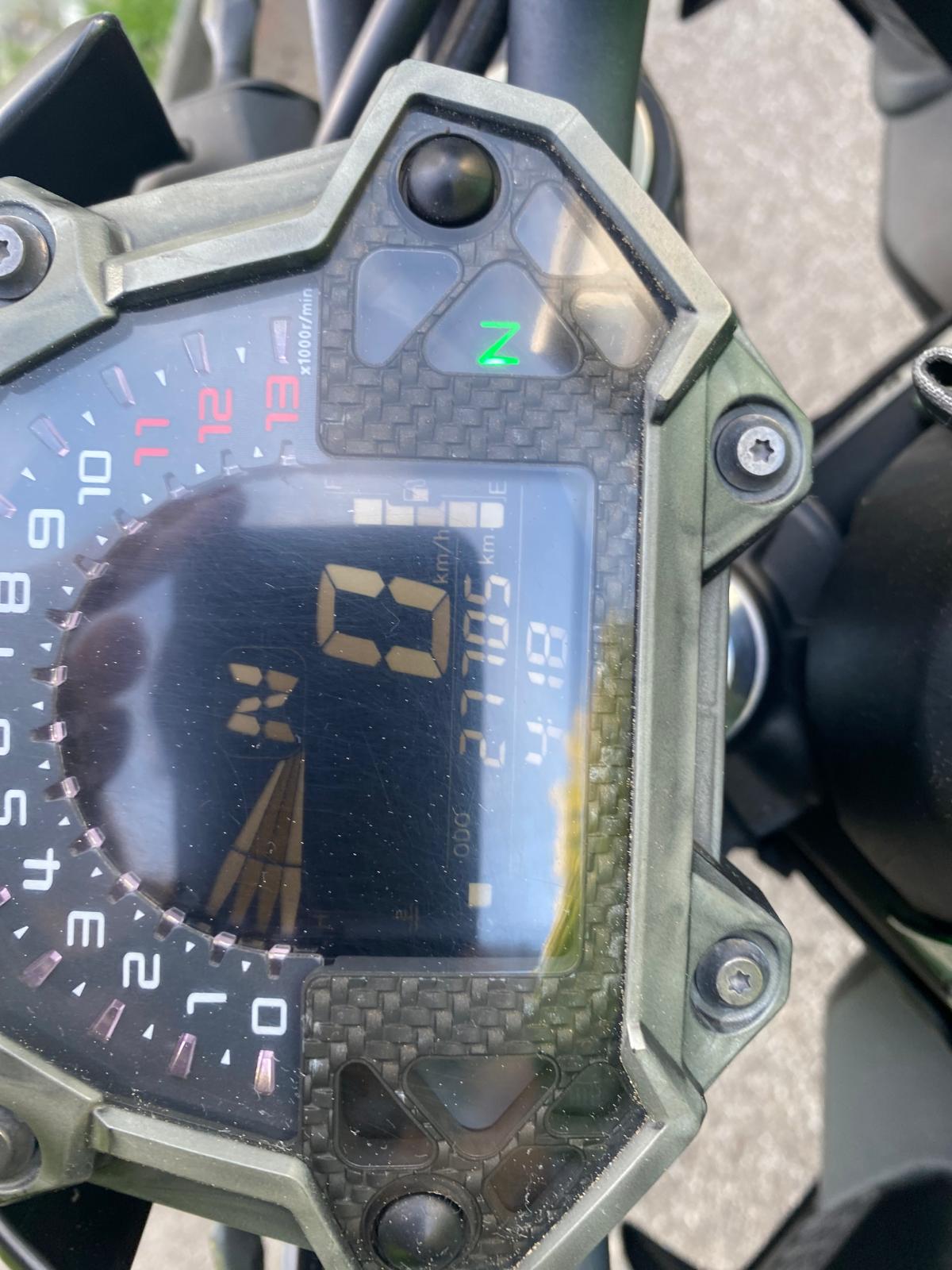 KAWASAKI Z 900-image-10