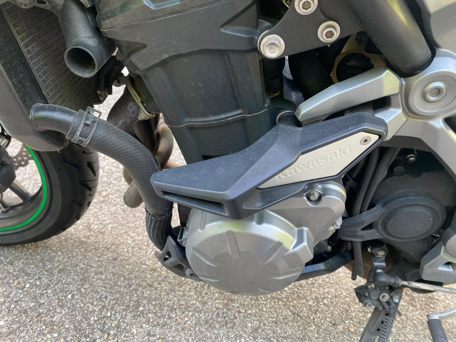 KAWASAKI Z 900-image-6