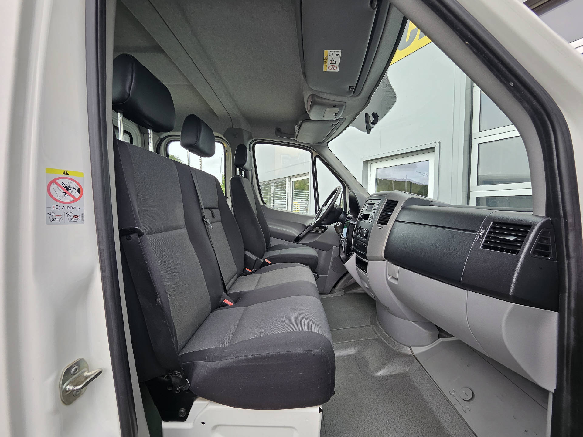 VW Crafter 35 DKab.-Ch. 3665 2.0 TDI 140 * Frischg ab MFK * Nutzlast von 1'176 KG * AHK *-image-6