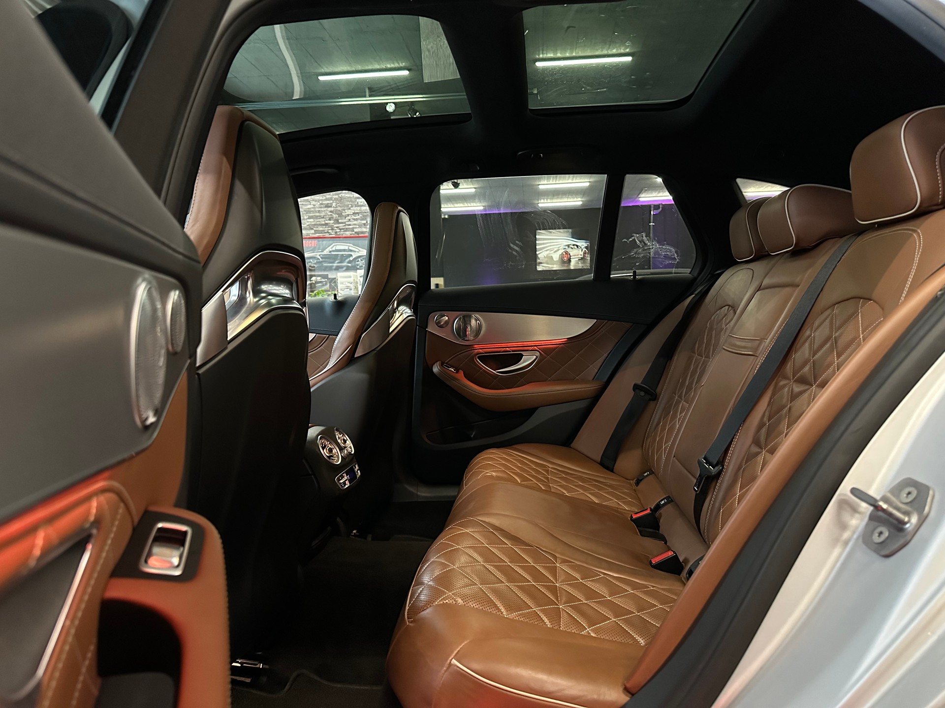 MERCEDES-BENZ C 63 S AMG Speedshift-image-21