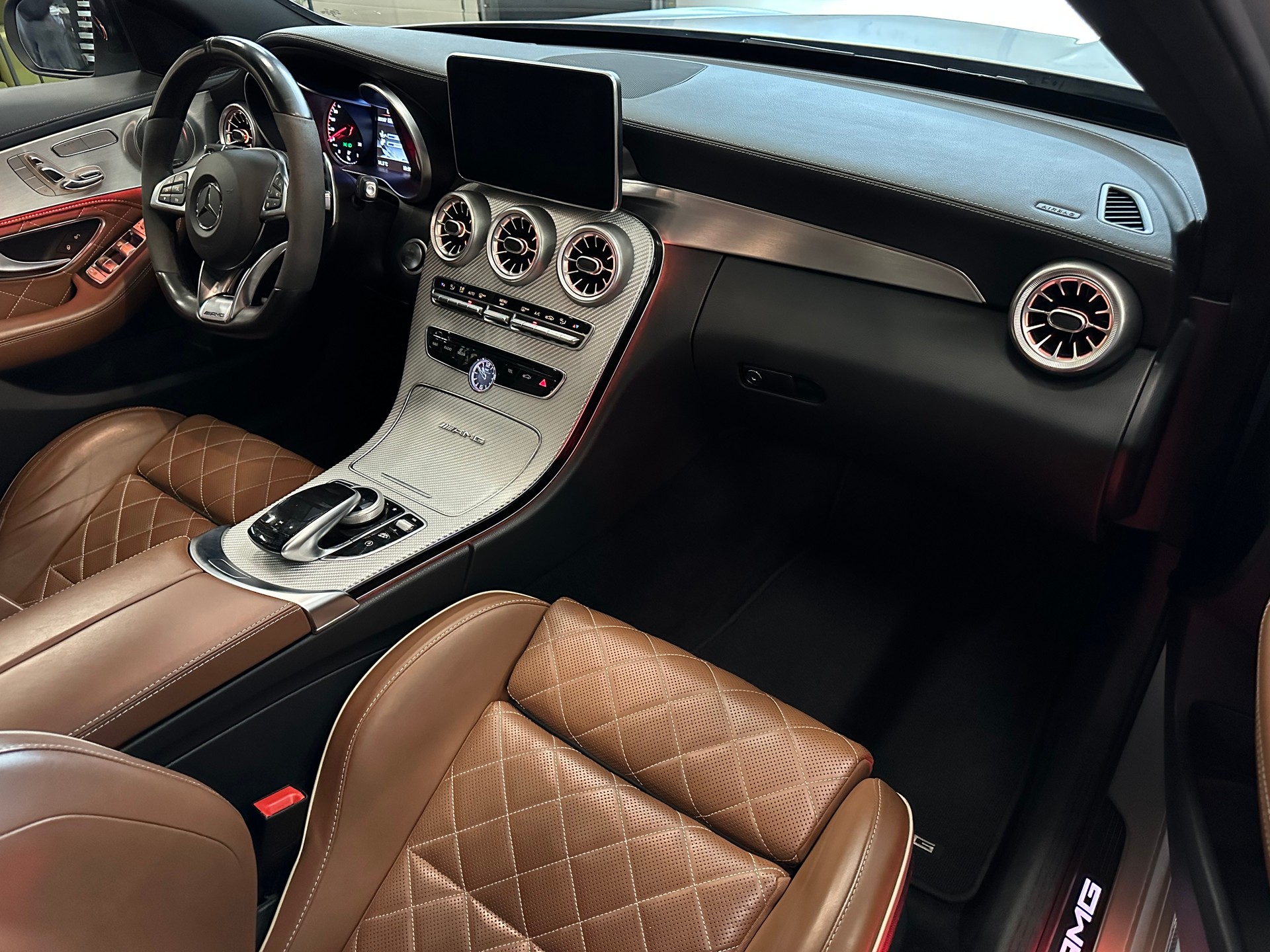 MERCEDES-BENZ C 63 S AMG Speedshift-image-15