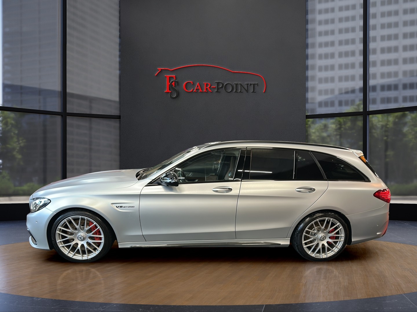MERCEDES-BENZ C 63 S AMG Speedshift-showroom-element-1