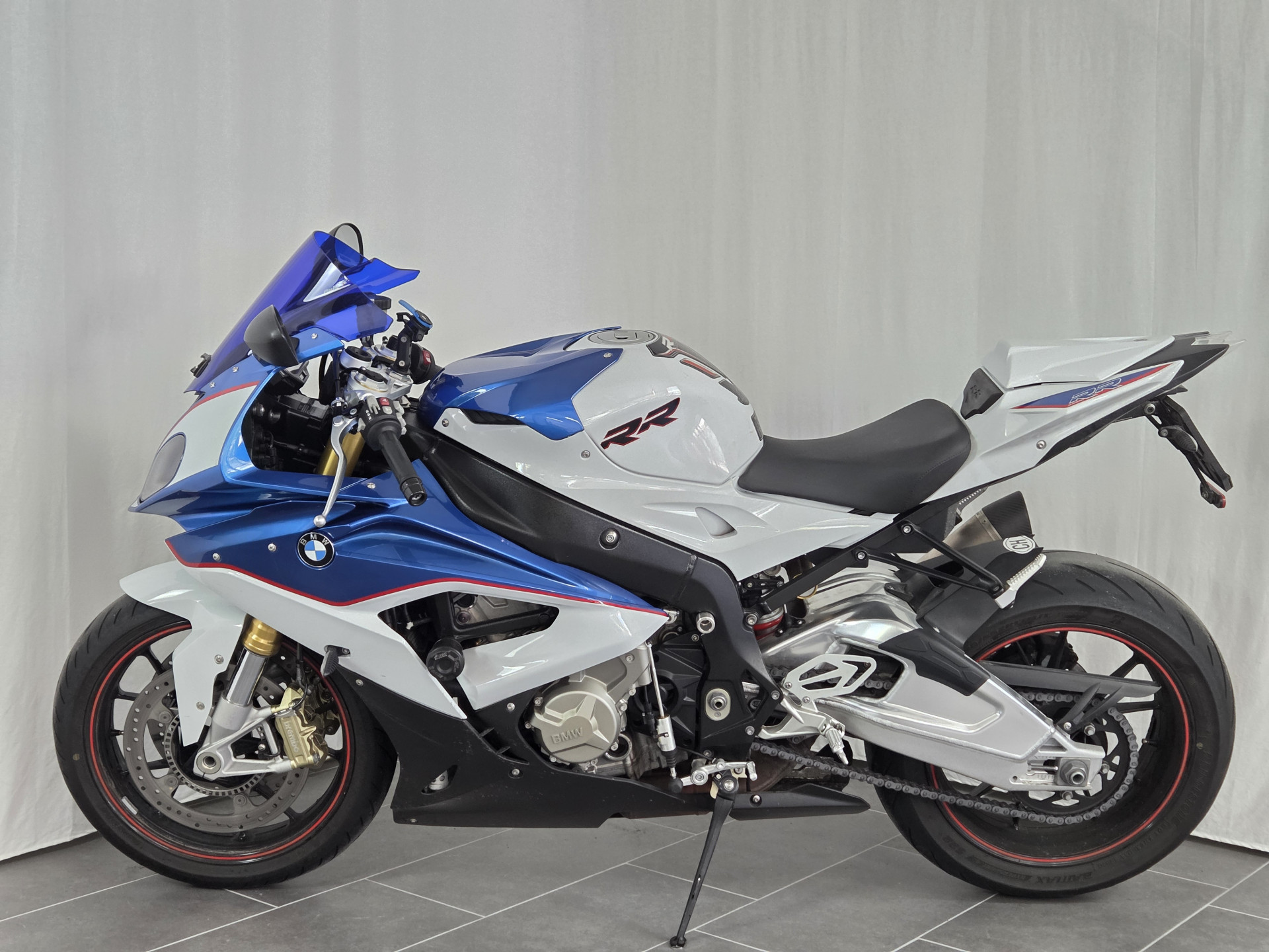 BMW S 1000 RR-showroom-element-3