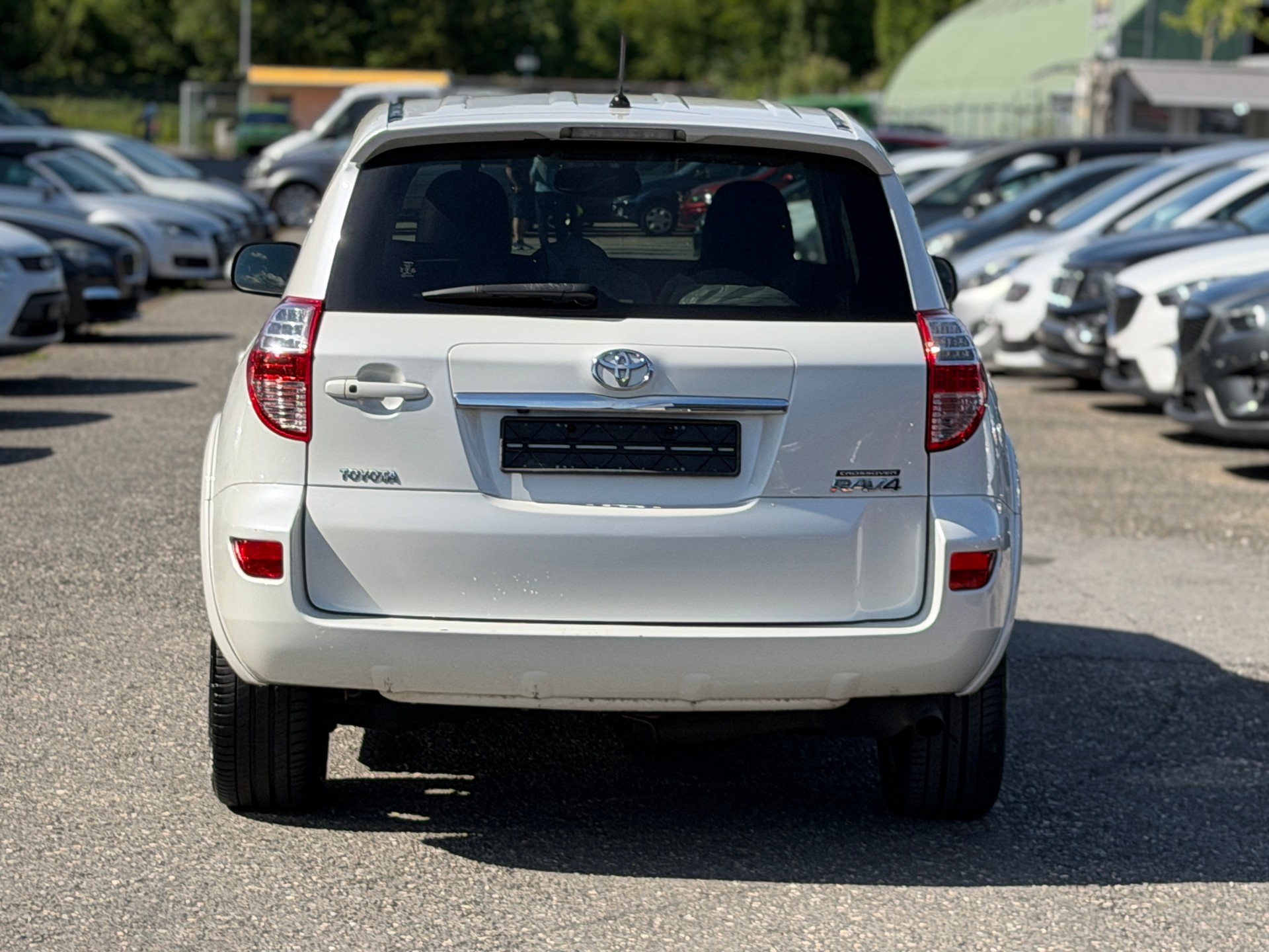 TOYOTA RAV-4 2.2D-CAT Linea Sol Premium AT-image-4