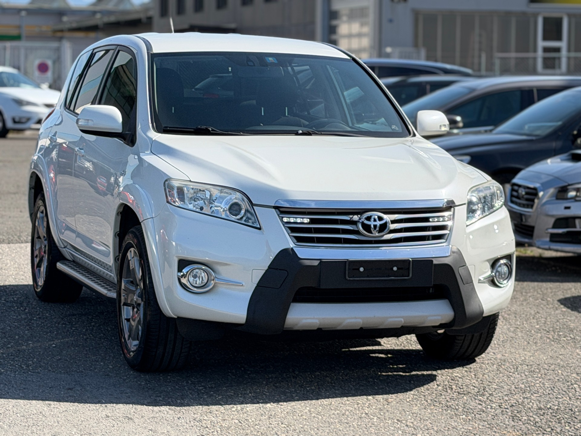 TOYOTA RAV-4 2.2D-CAT Linea Sol Premium AT-image-1