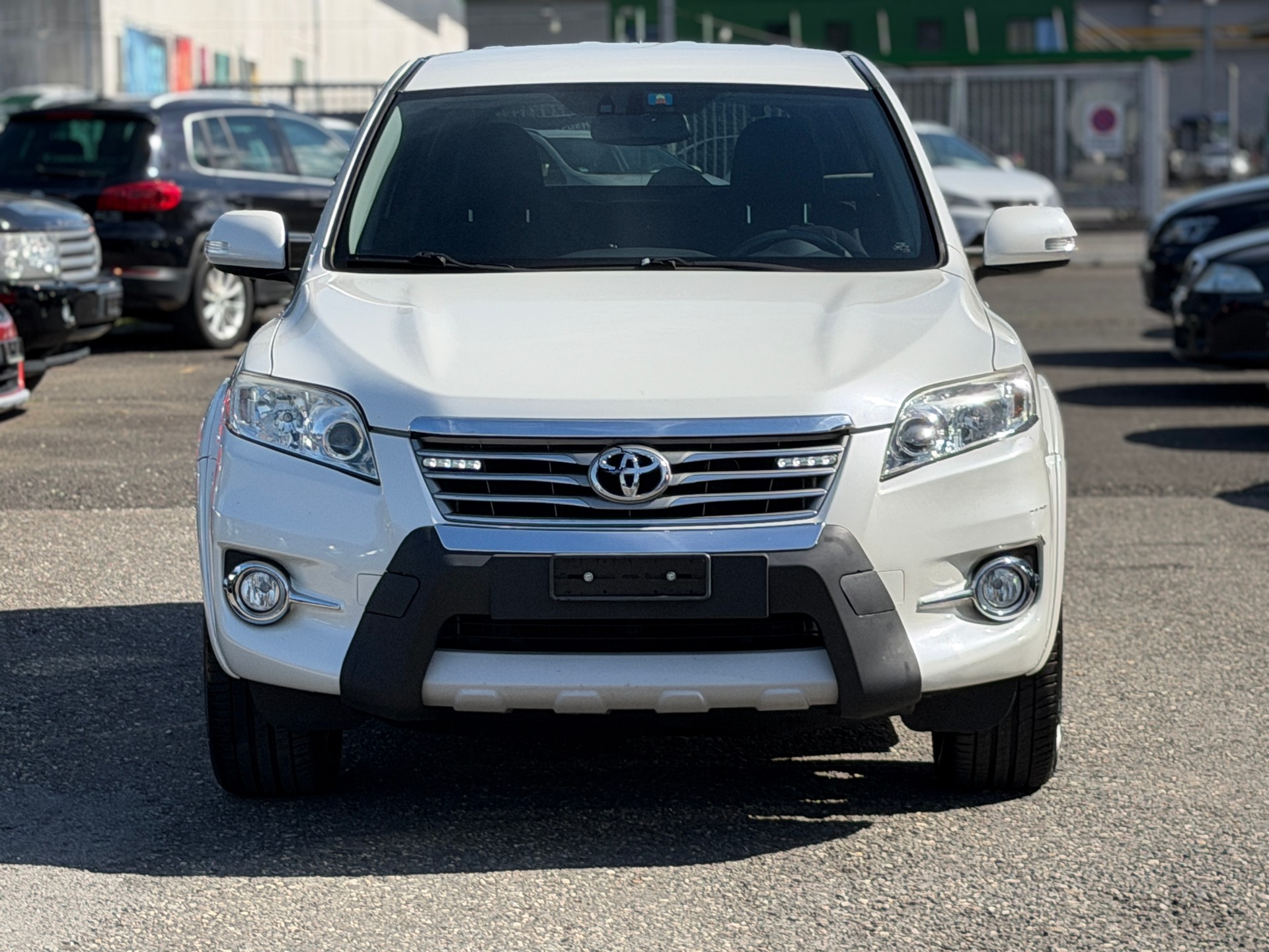 TOYOTA RAV-4 2.2D-CAT Linea Sol Premium AT