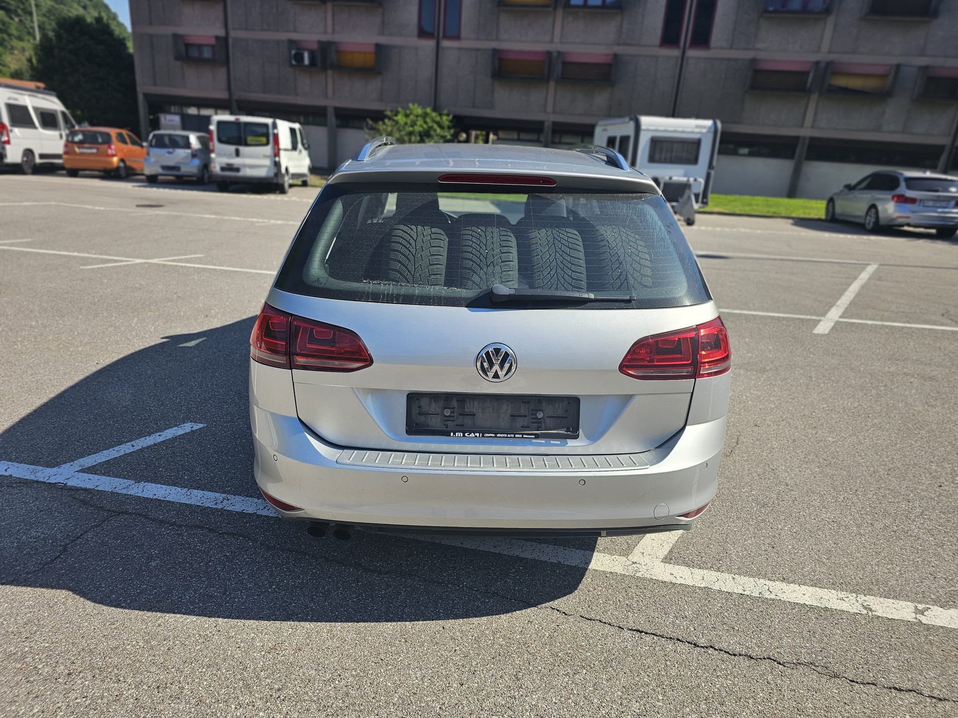 VW GOLF-image-3