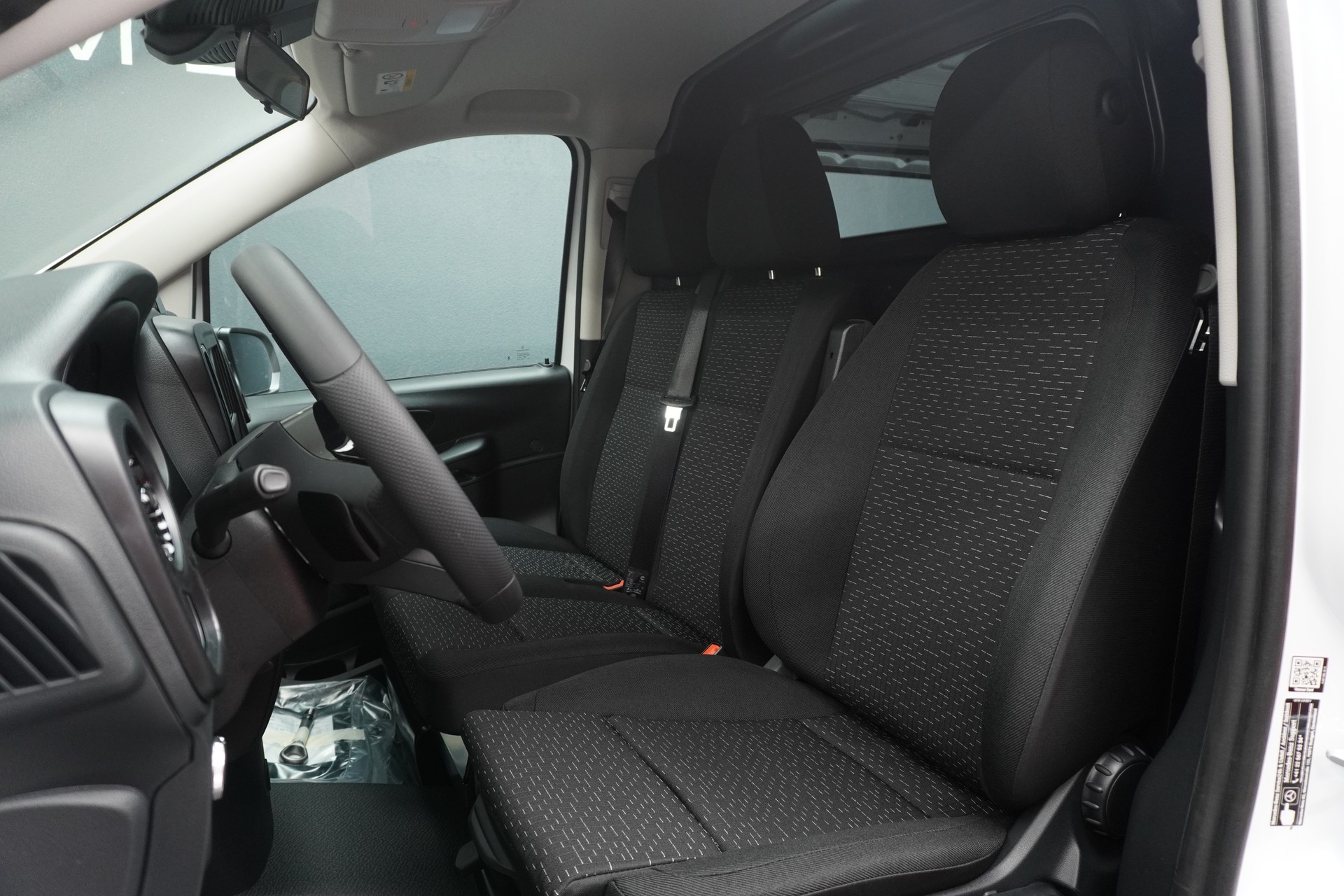 MERCEDES-BENZ Vito 114 CDI KA Pro Lang 4x4 Worker II-image-4