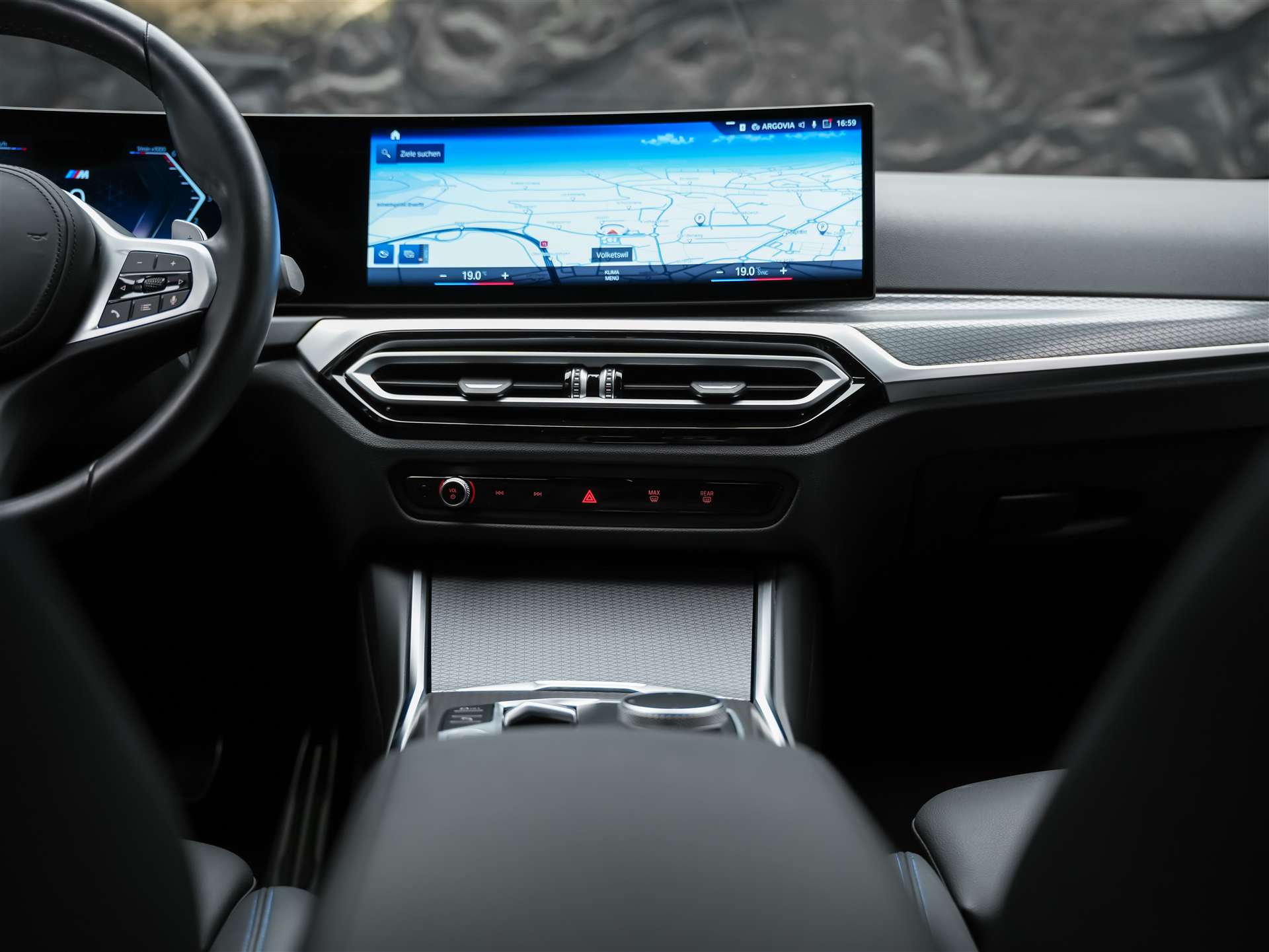 BMW 330d xDrive M Sport *Facelift*20"Zoll*Rückfahrkamera*-image-20
