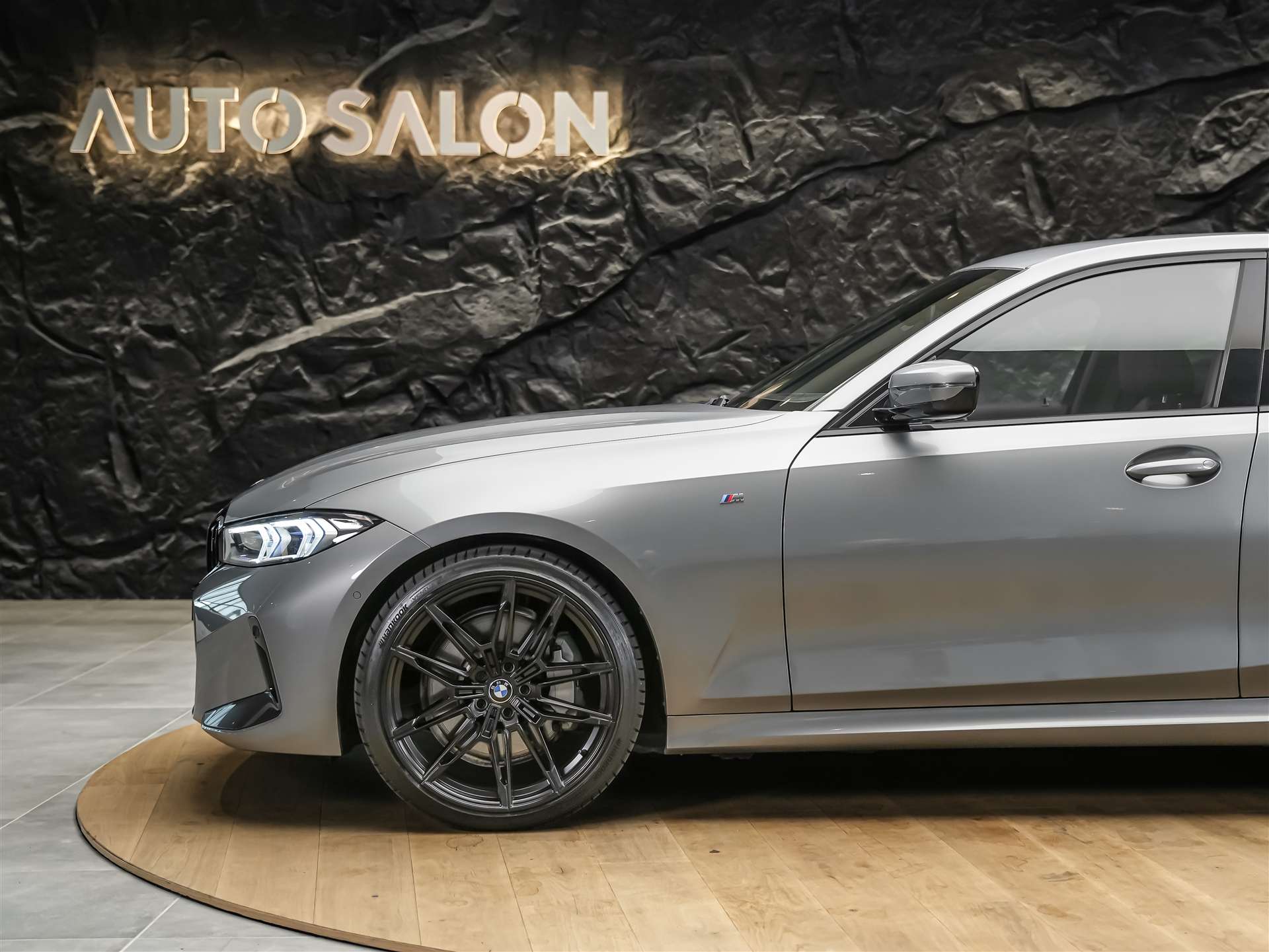BMW 330d xDrive M Sport *Facelift*20"Zoll*Rückfahrkamera*-image-15