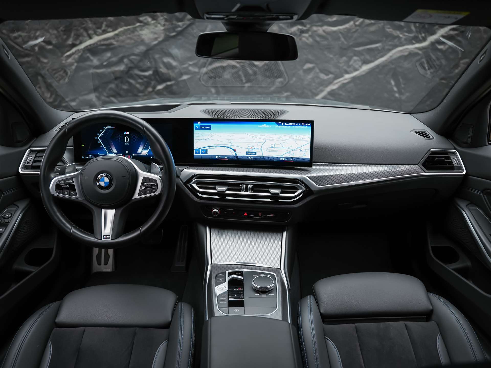 BMW 330d xDrive M Sport *Facelift*20"Zoll*Rückfahrkamera*-image-18