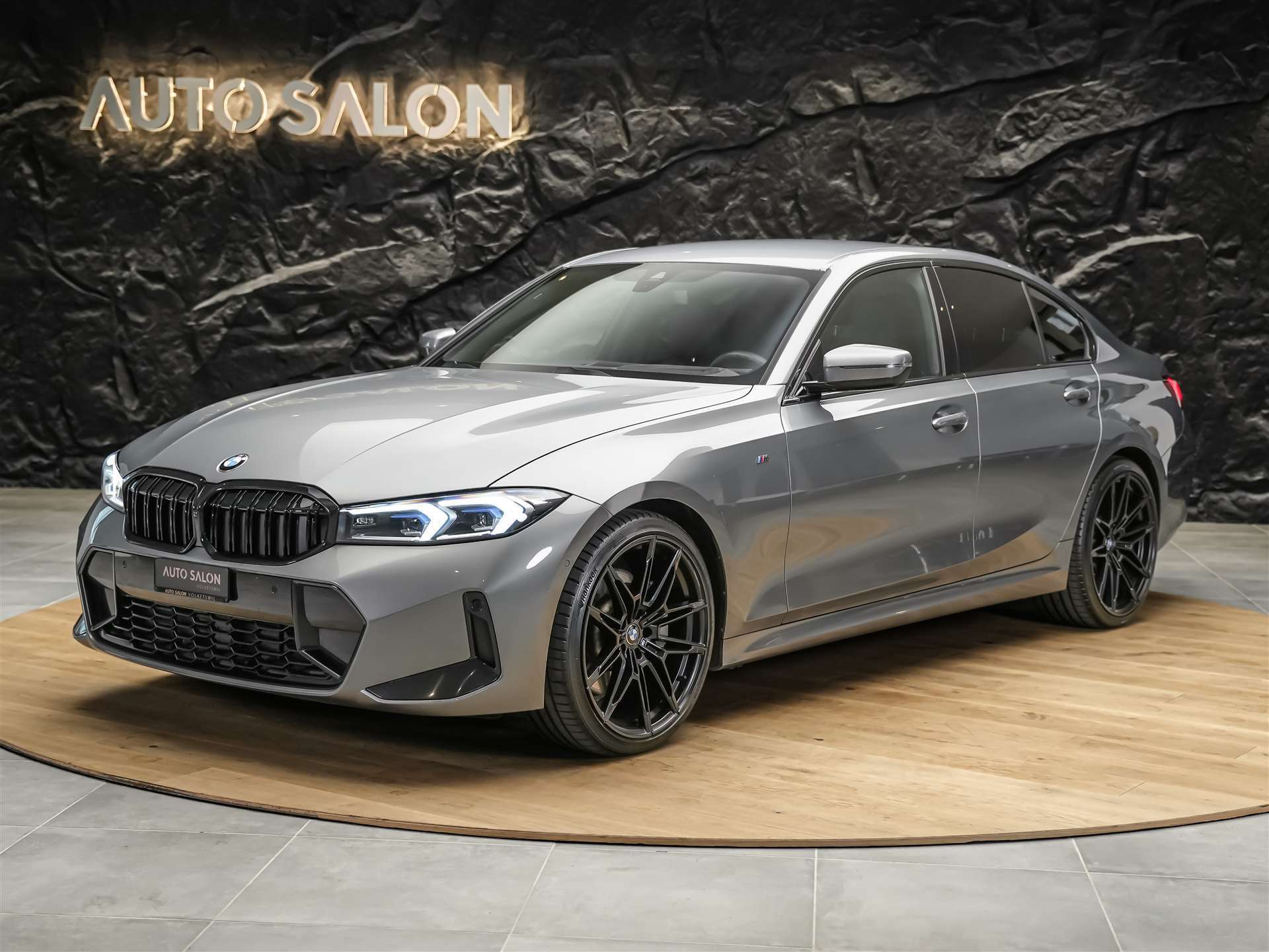 BMW 330d xDrive M Sport *Facelift*20"Zoll*Rückfahrkamera*-showroom-element-1