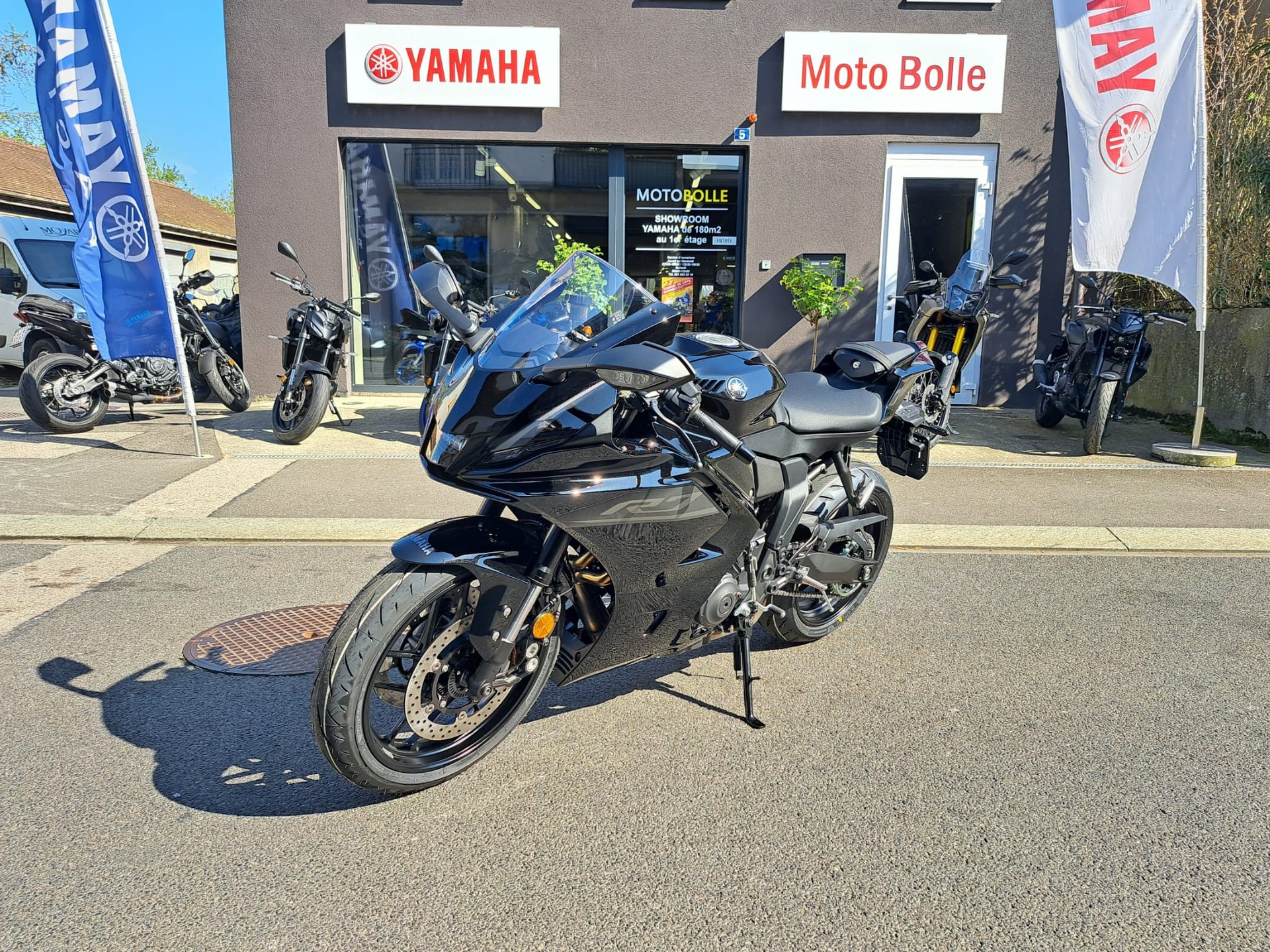 YAMAHA YZF-R7-image-2