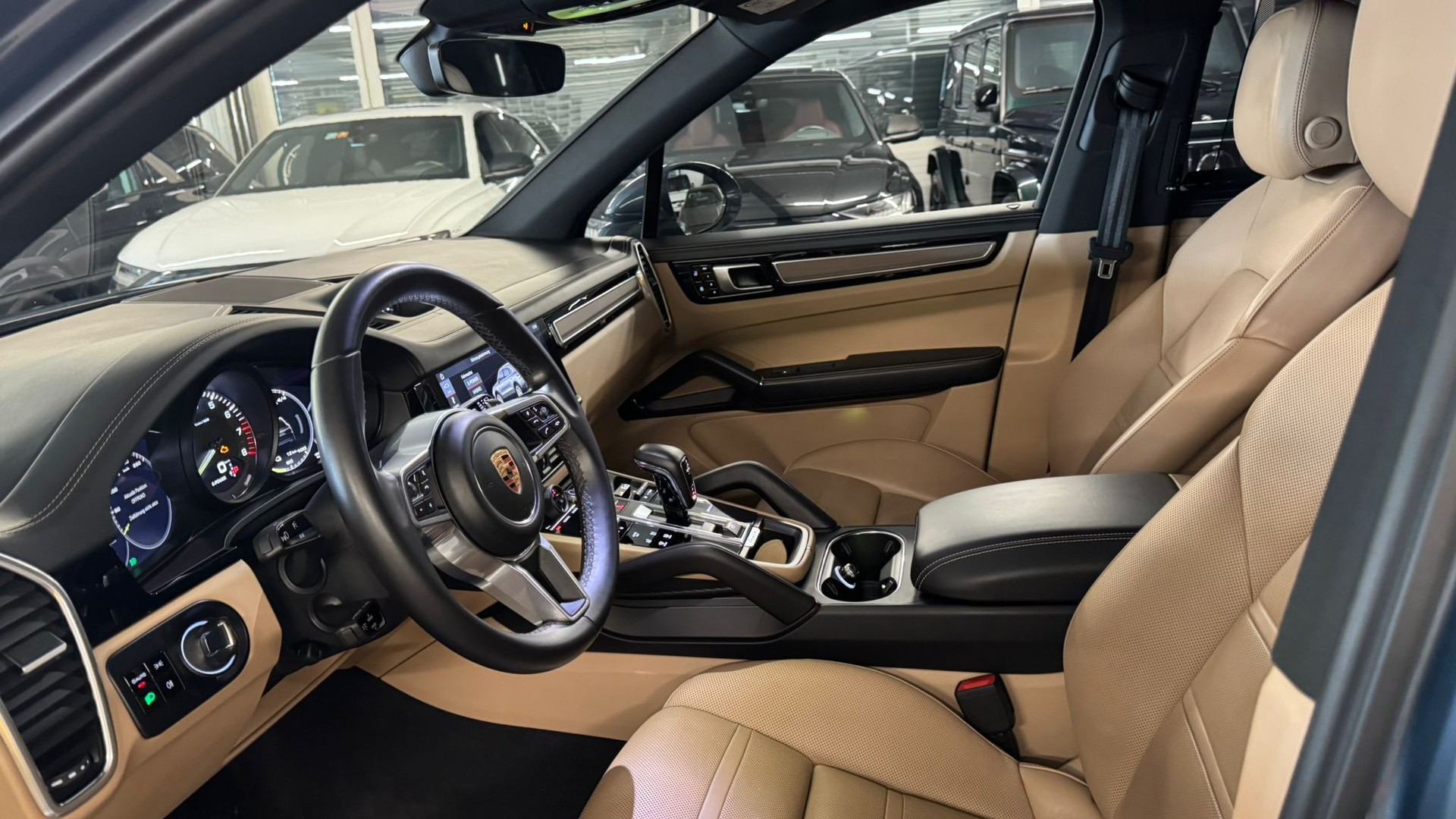 PORSCHE Cayenne E-Hybrid-image-13