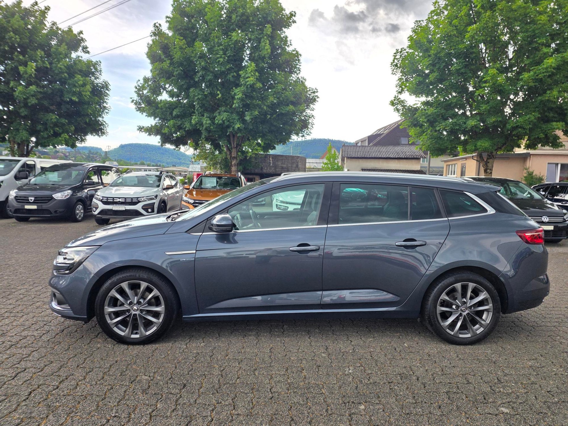 RENAULT Mégane GrT 1.2 TCe 130 90th An.EDC-image-1
