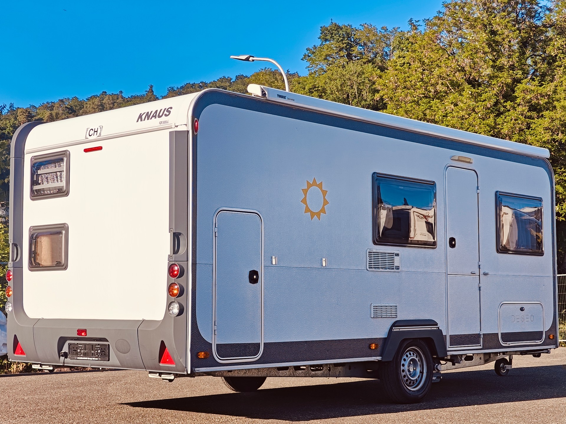 KNAUS Eifelland Deseo 500 Family Edition -- Mover -- Solar & Lithium -- Markise & Seitenwände -- Etagenbett-showroom-element-3
