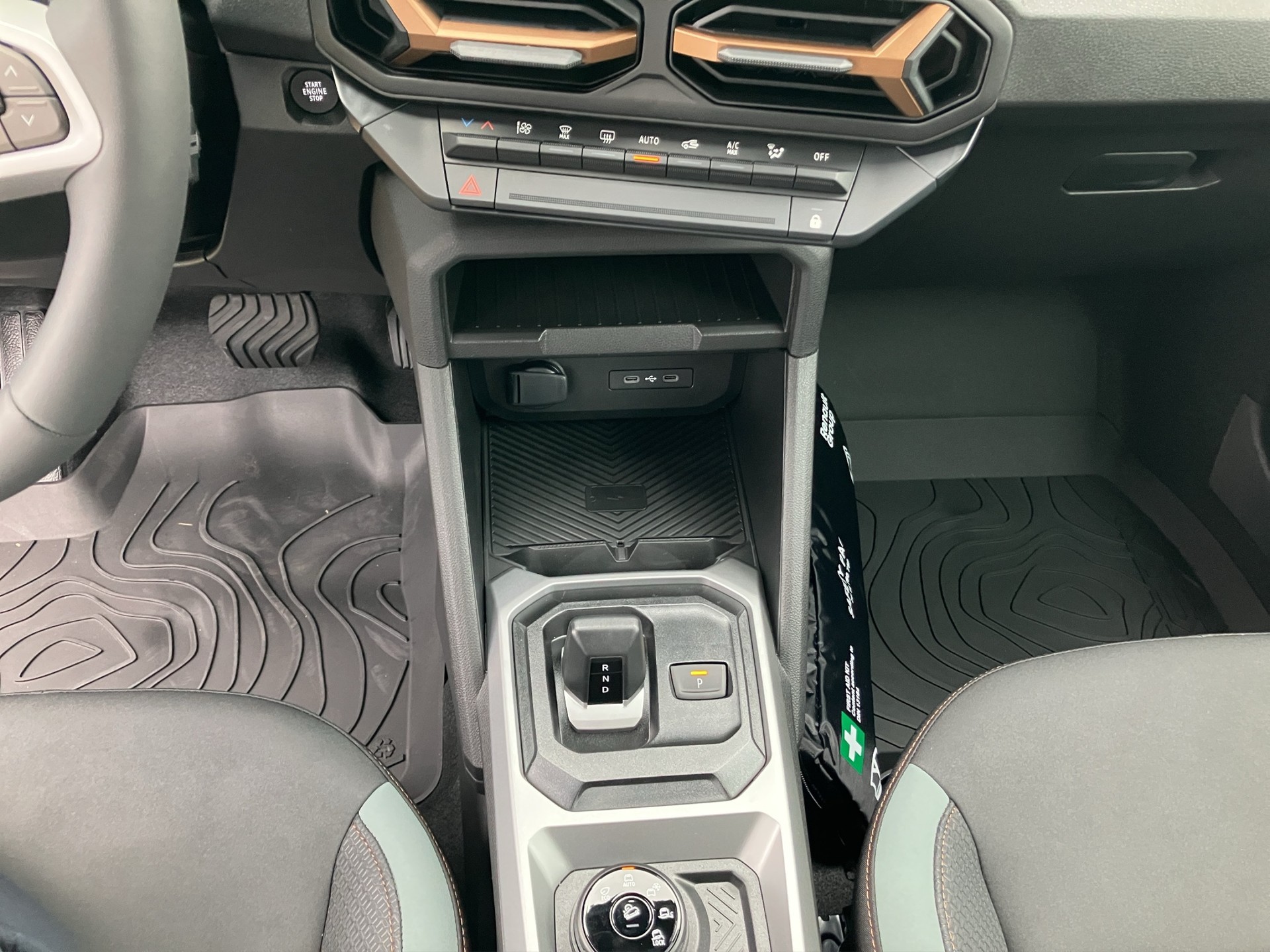 DACIA Duster TCe 150 48V Extreme 4x4-image-11
