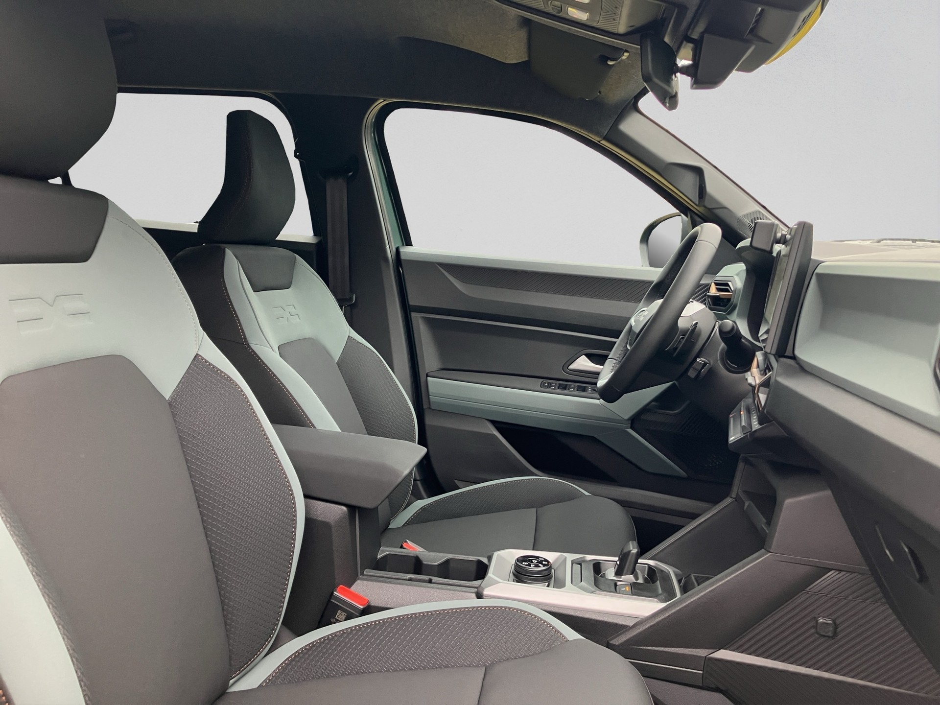 DACIA Duster TCe 150 48V Extreme 4x4-image-16