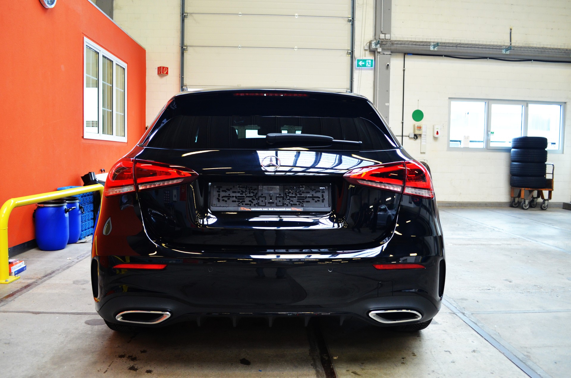 MERCEDES-BENZ A 180 d AMG Line 8G-DCT-image-5
