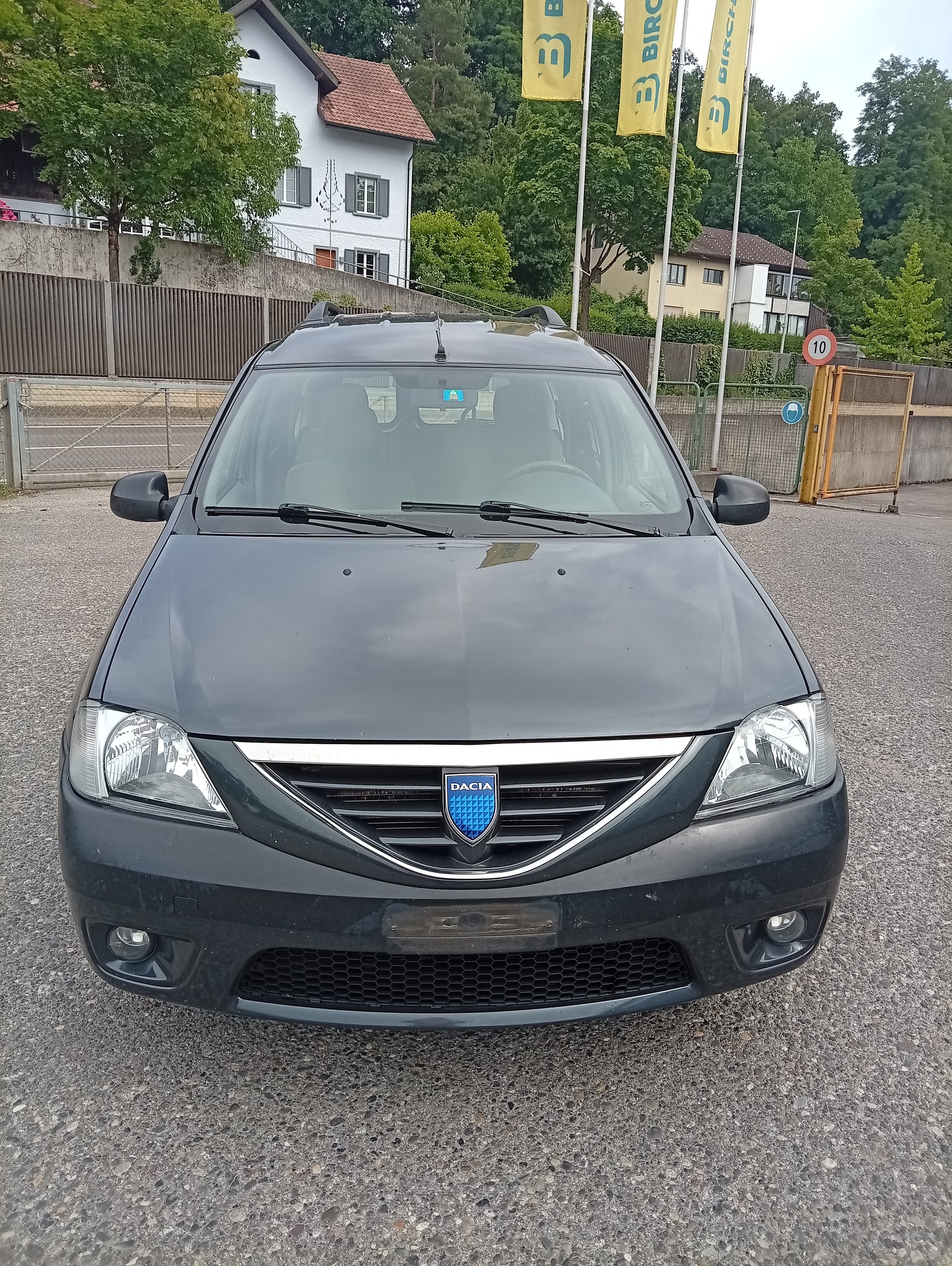 DACIA Logan 1.6 16V Lauréate
