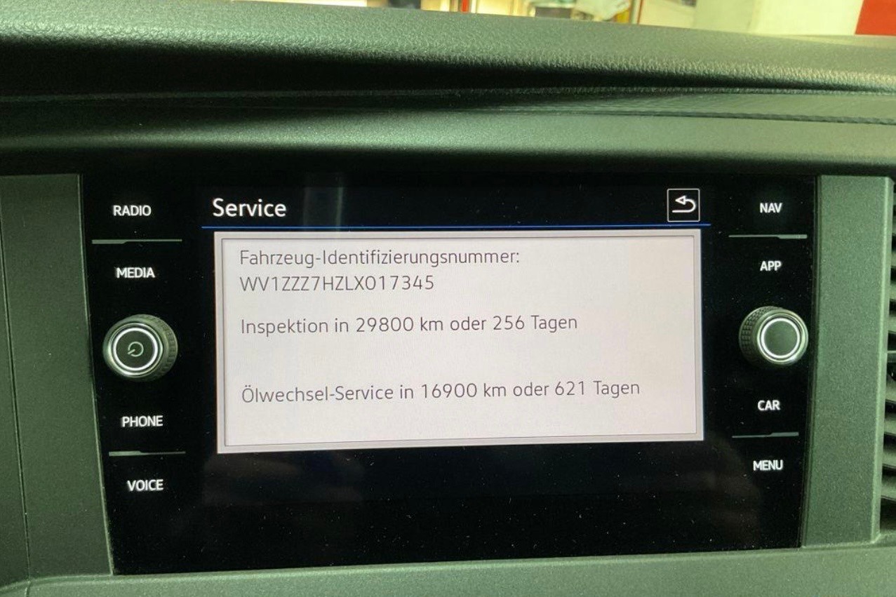 VW T6.1 2.0 TDI 4Motion DSG-image-13