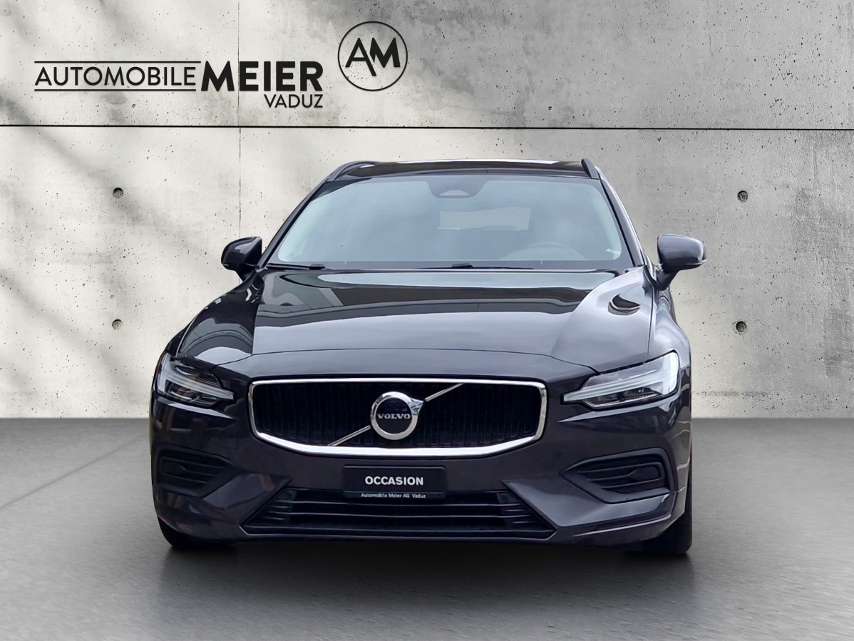 VOLVO V60 2.0 B3 Core-showroom-element-1