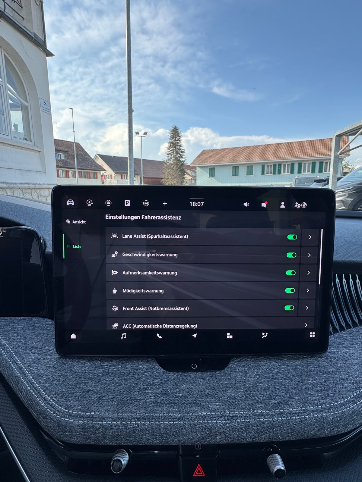 SKODA Superb Combi 2.0 TSI Selection 4x4 DSG-image-11