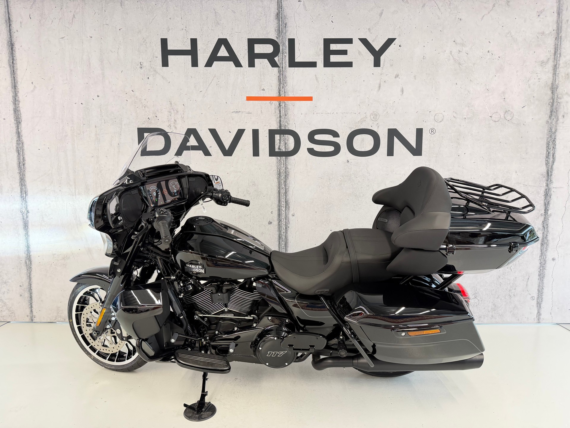 HARLEY-DAVIDSON FLHXL Street Glide Limited 117-image-3