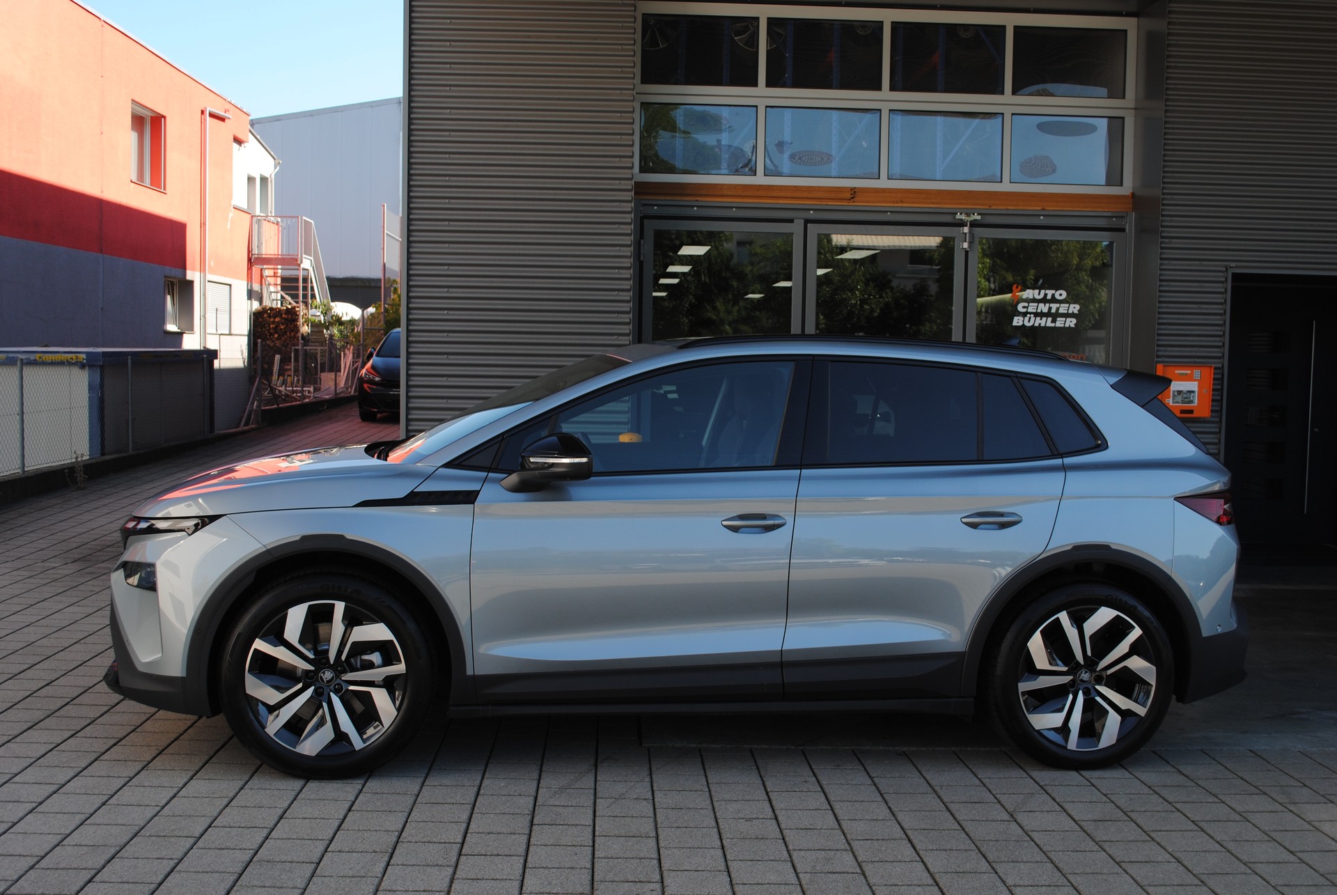 SKODA Elroq 85 Sportline-showroom-element-3