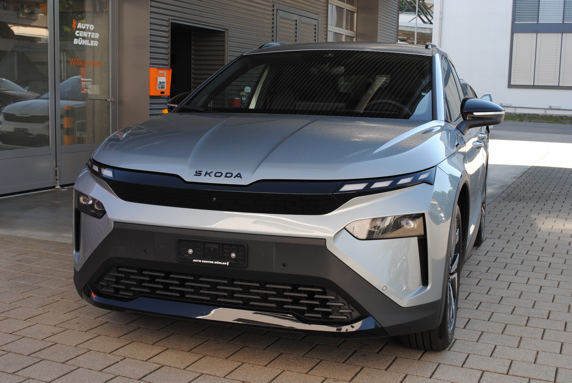 SKODA Elroq 85 Sportline-showroom-element-1