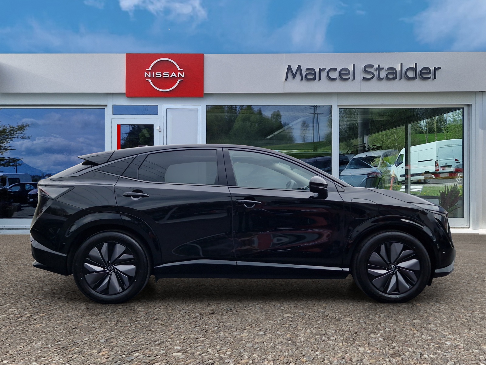 NISSAN Ariya 87 kWh e-4orce Evolve Allrad-image-4